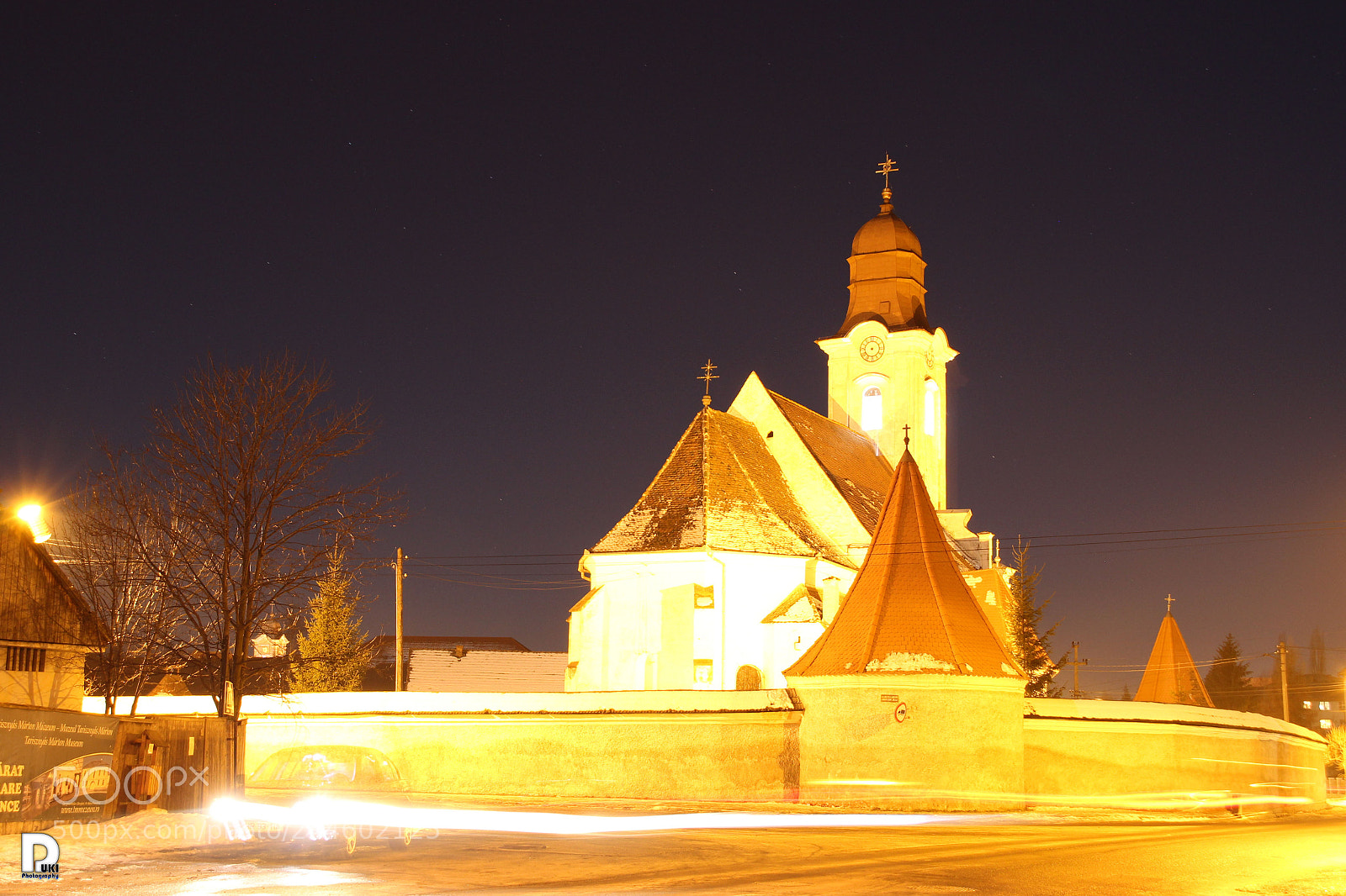 Canon EOS 100D (EOS Rebel SL1 / EOS Kiss X7) sample photo. Armenian church photography