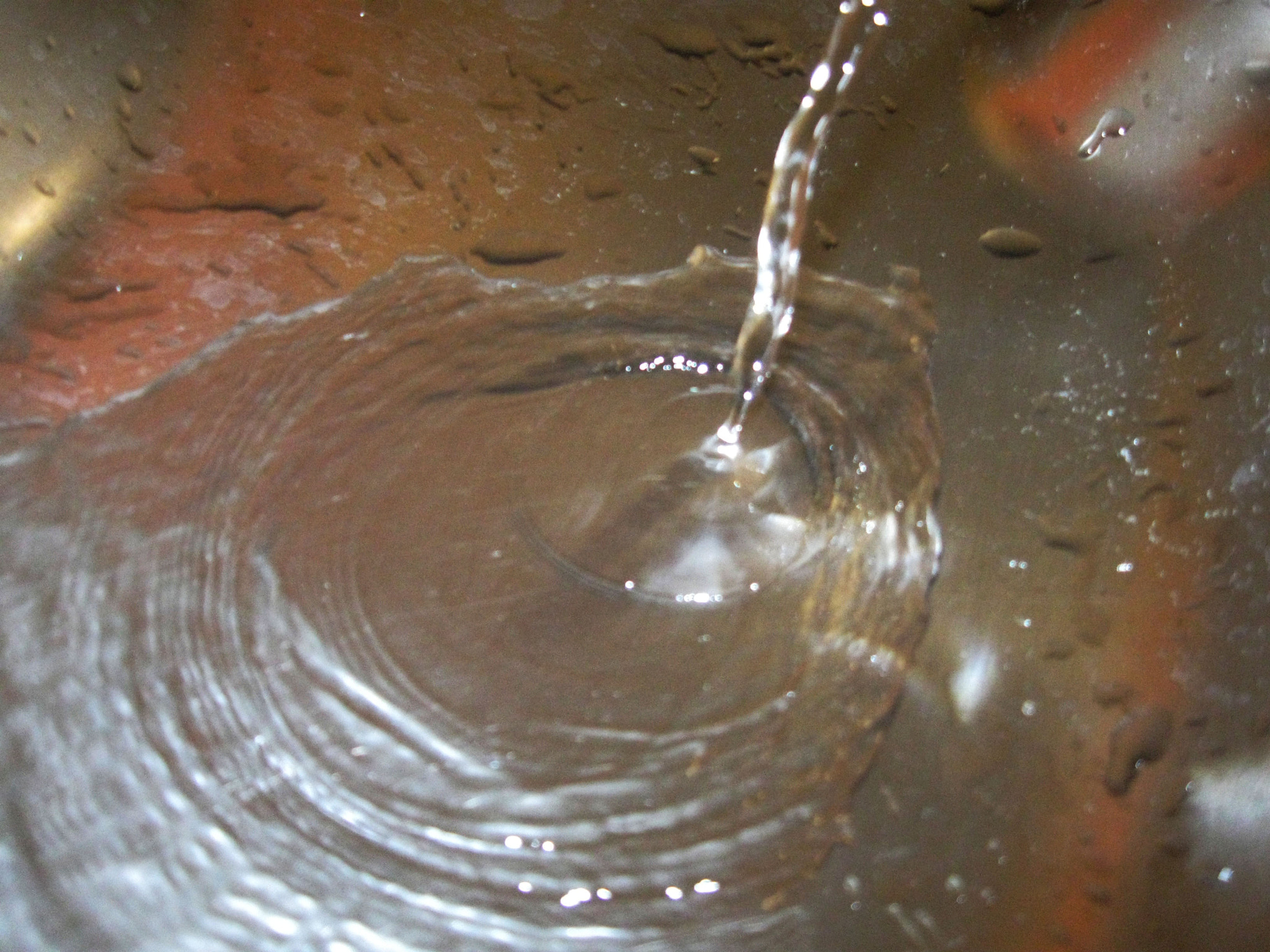 Canon PowerShot A590 IS sample photo. Water photography
