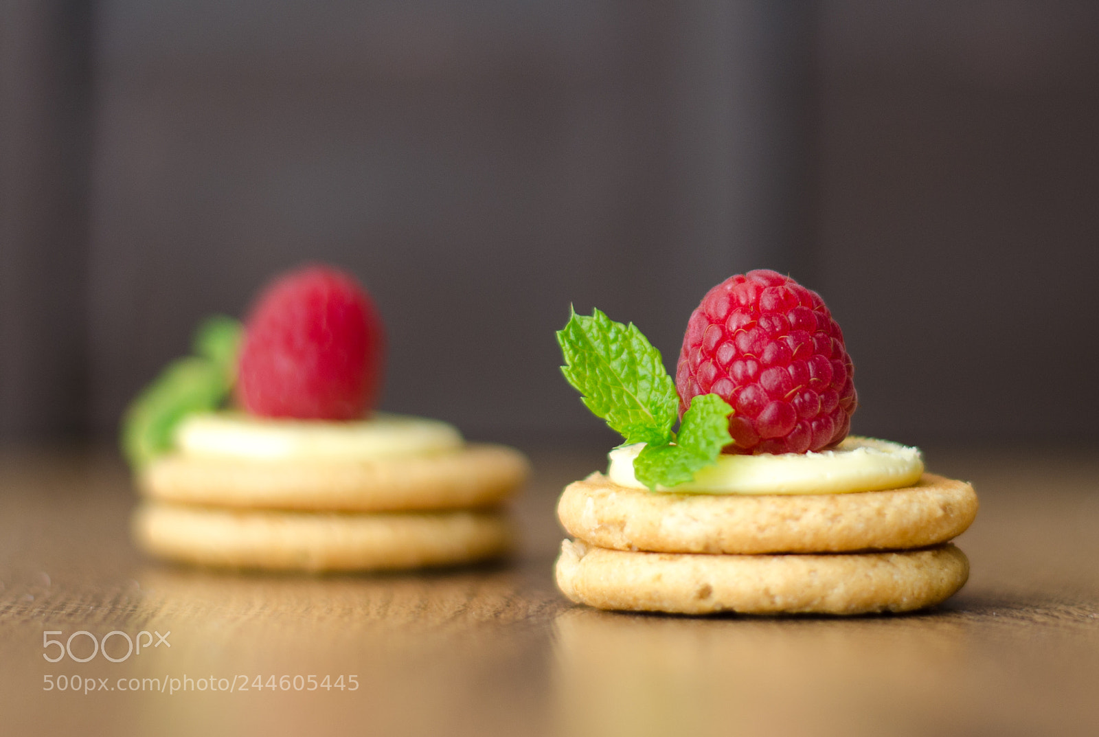 Nikon D5100 sample photo. Raspberry and cream cookies photography