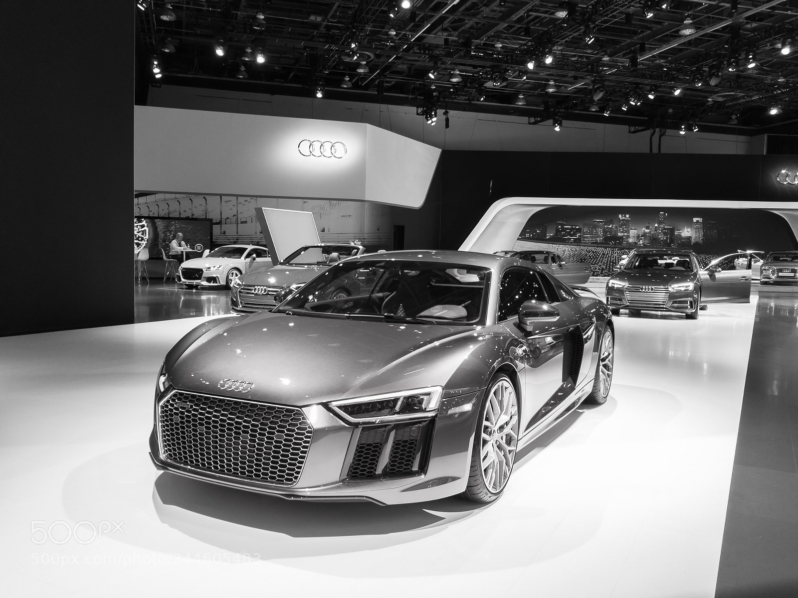 Apple iPhone 6s sample photo. 2018 audi r8 v10, naias photography