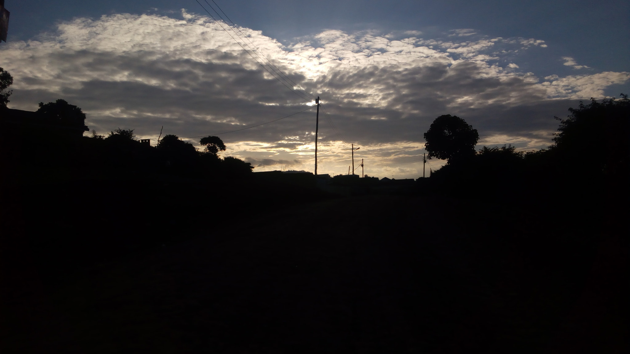 Infinix HOT 4 sample photo. Evening photography