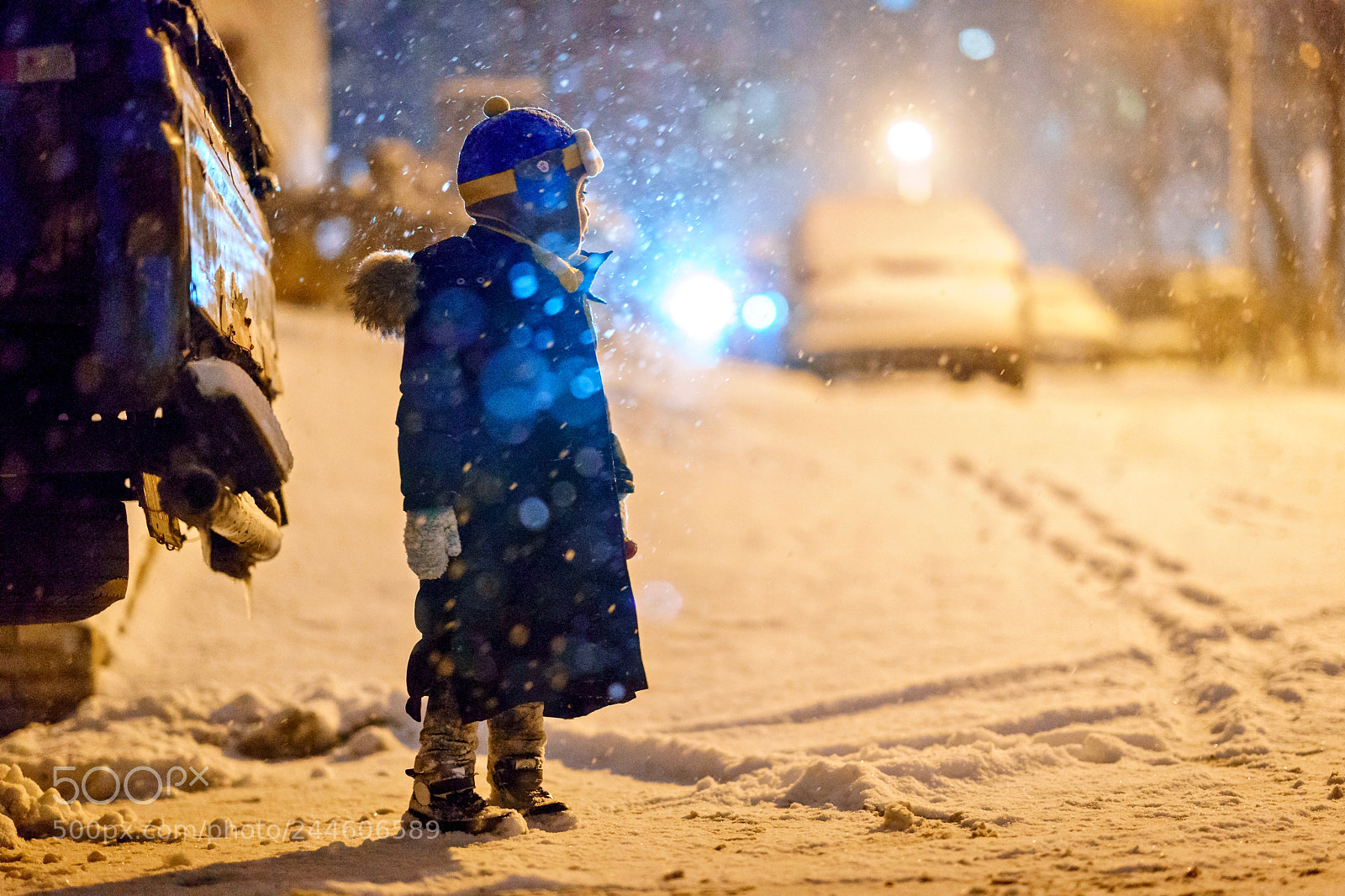 Sony a9 sample photo. Warm snowy night photography