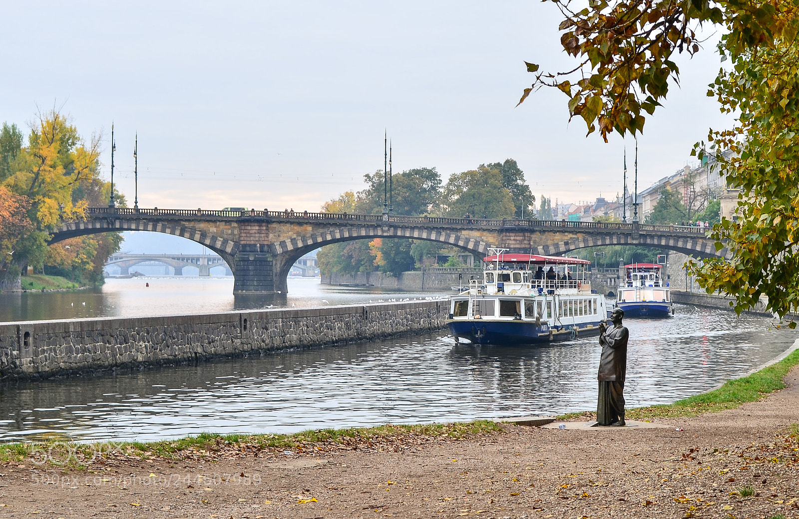 Nikon D5100 sample photo. Riverside relax photography