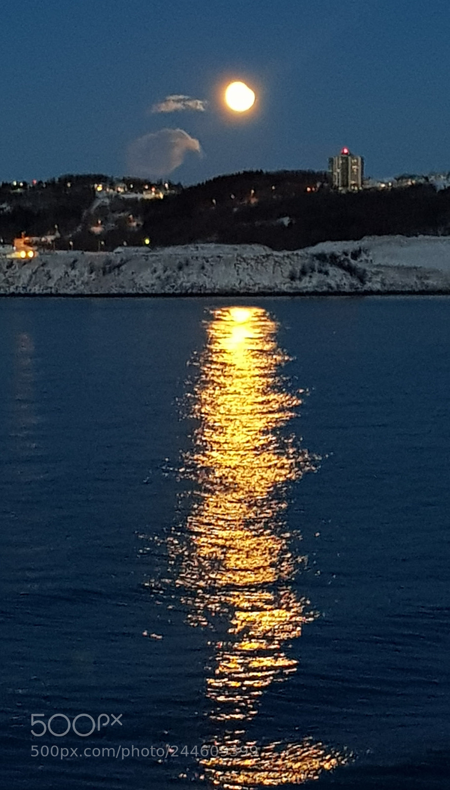 Samsung Galaxy S8 sample photo. Moon eclipse over narvik photography