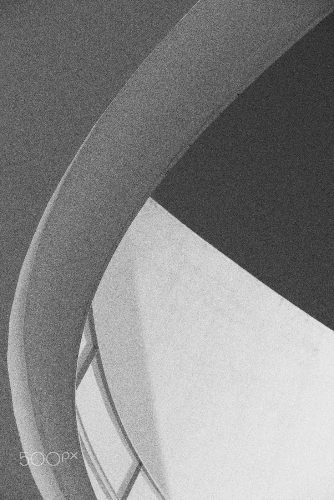 Panasonic Lumix DMC-GX85 (Lumix DMC-GX80 / Lumix DMC-GX7 Mark II) sample photo. Patio elíptico photography