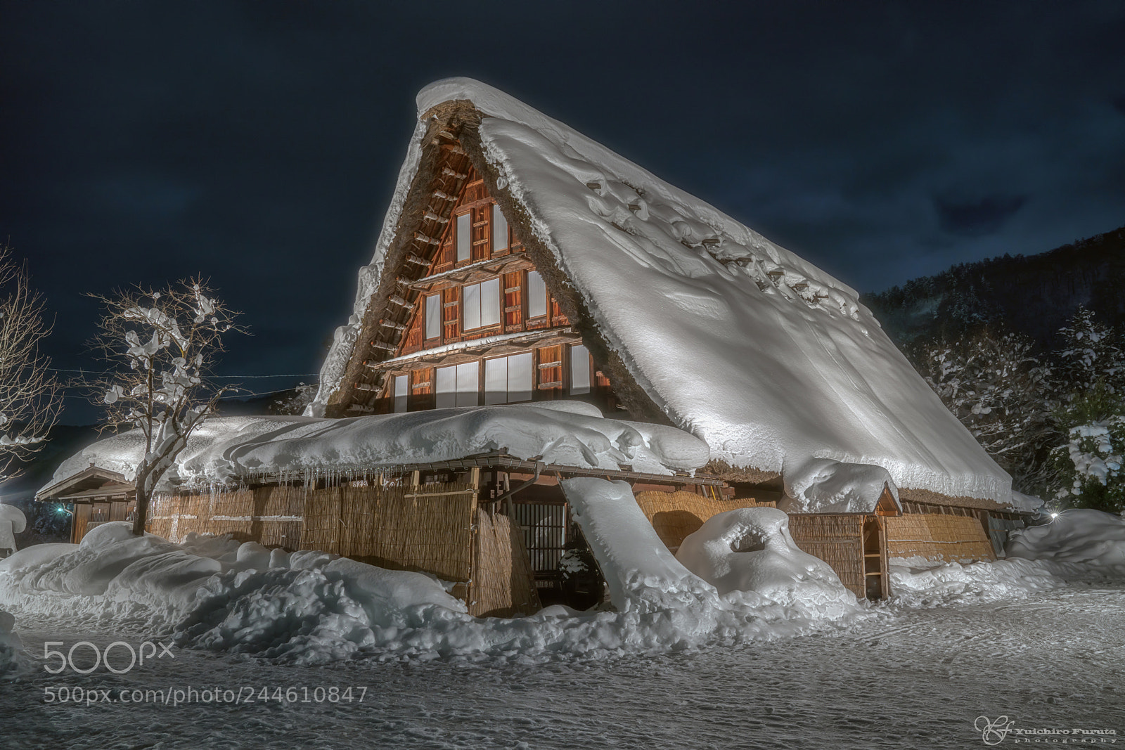 Sony a7R III sample photo. Winter in old house photography