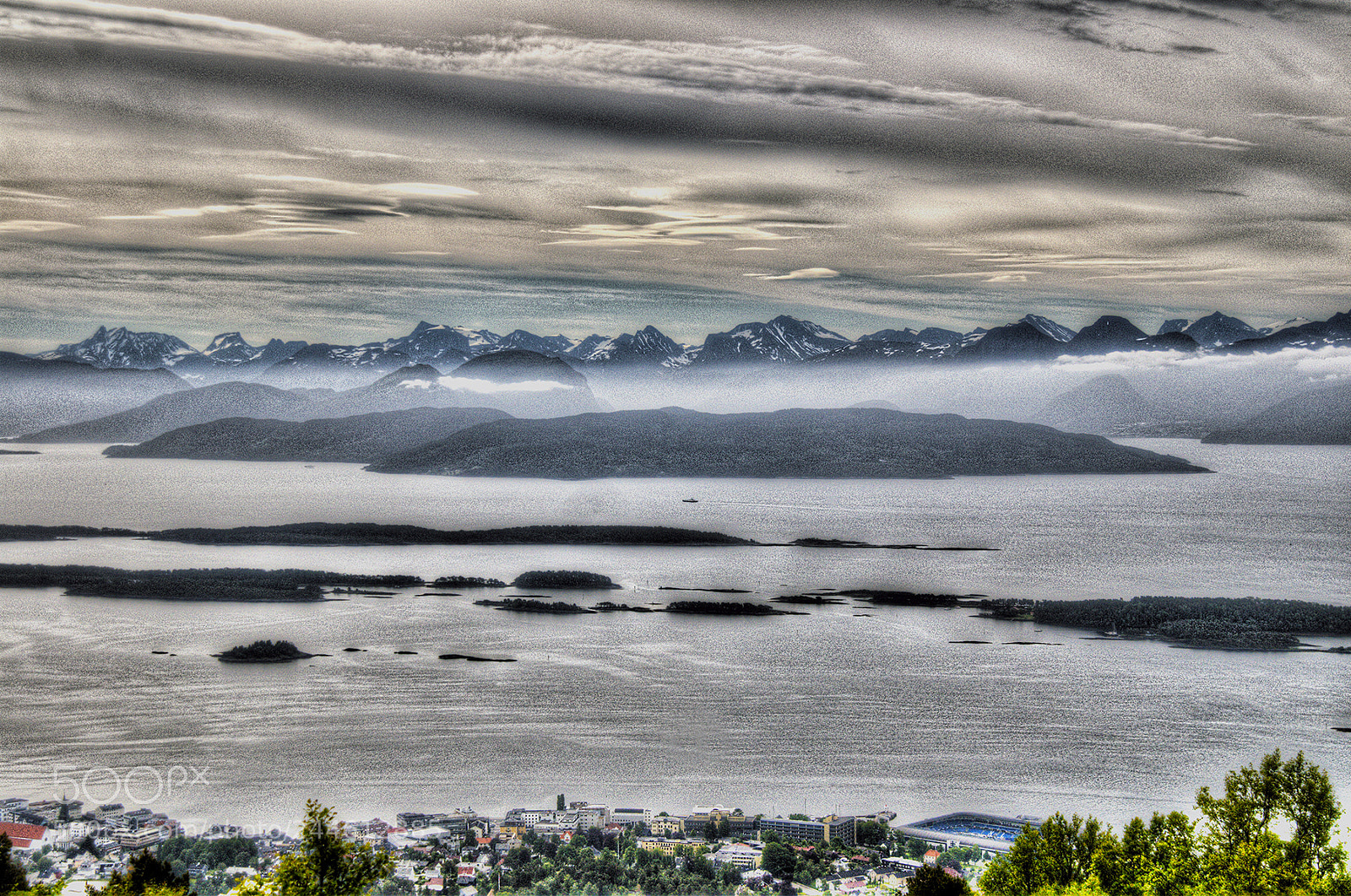 Nikon D300 sample photo. Molde - norway photography