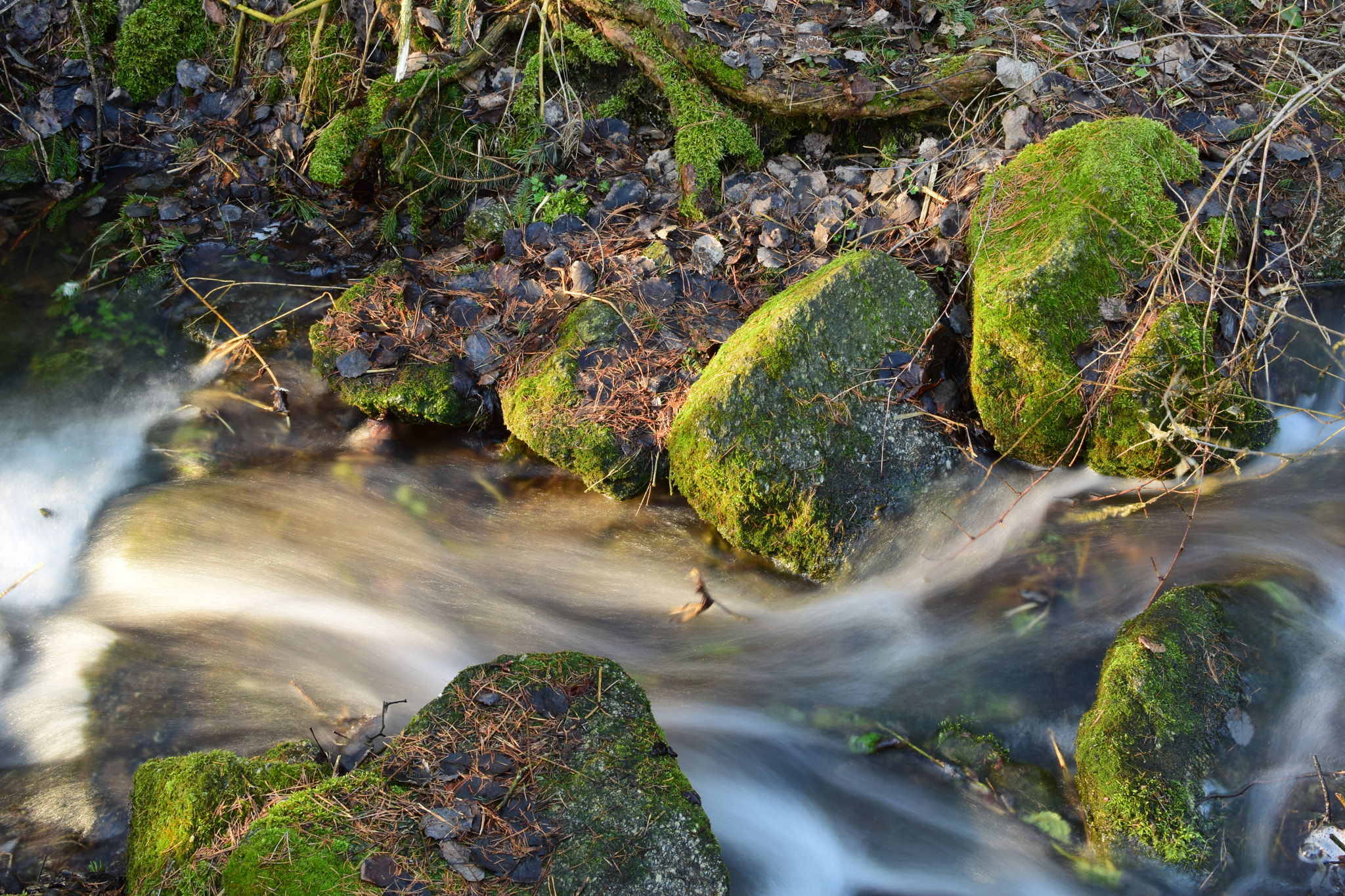 Nikon D3300 + Nikon AF-S DX Nikkor 35mm F1.8G sample photo. Waterfall of tatarak photography