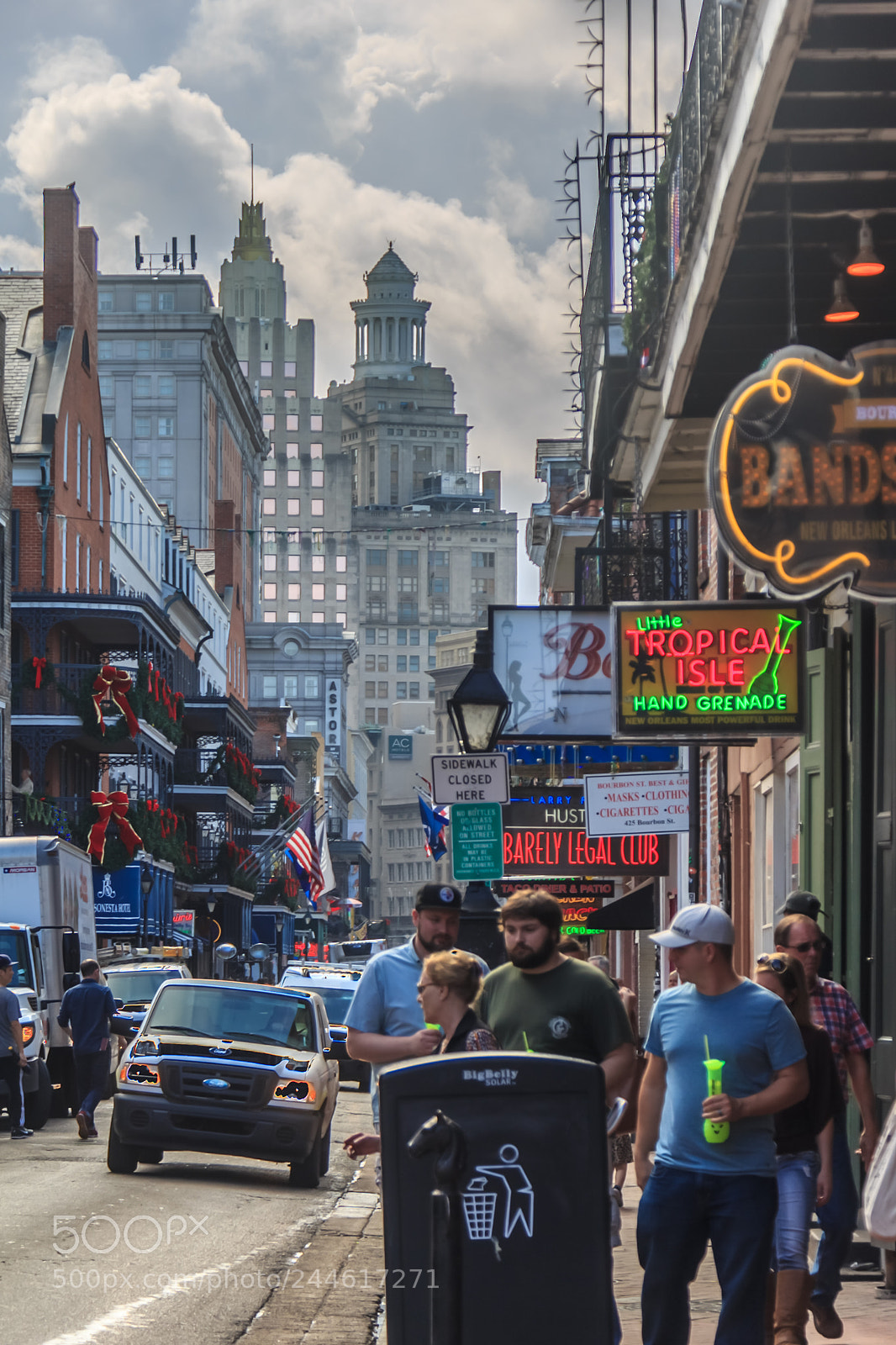 Canon EOS 60D sample photo. Bourbon street on absinthe. photography