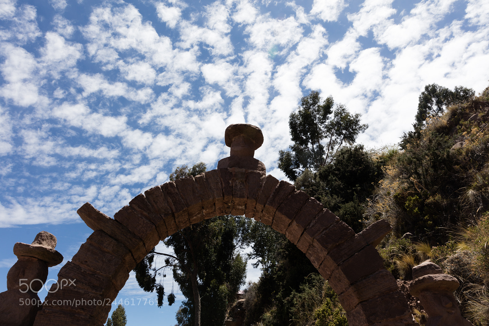 Canon EOS 5DS R sample photo. Arc on taquile photography
