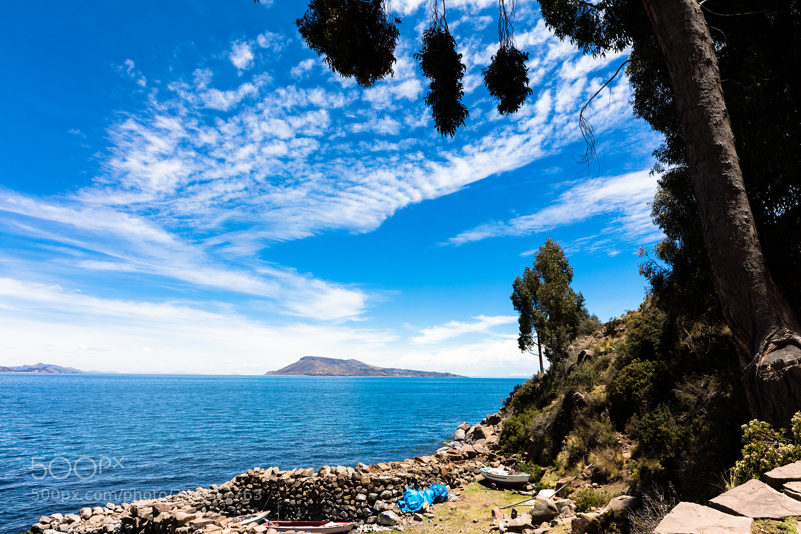Canon EOS 5DS R sample photo. View of islands uros photography