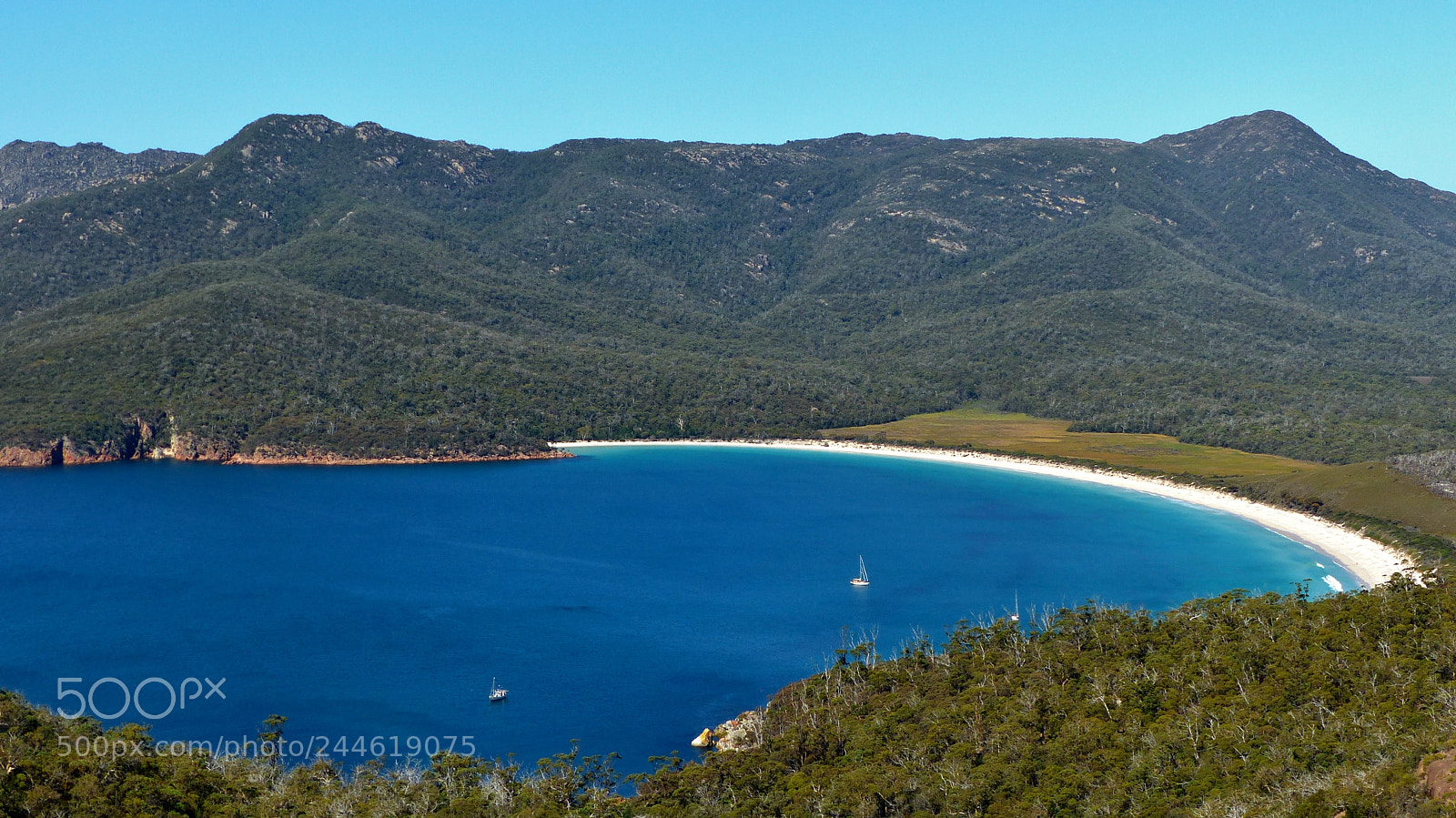Panasonic Lumix DMC-FZ200 sample photo. Wineglass bay photography