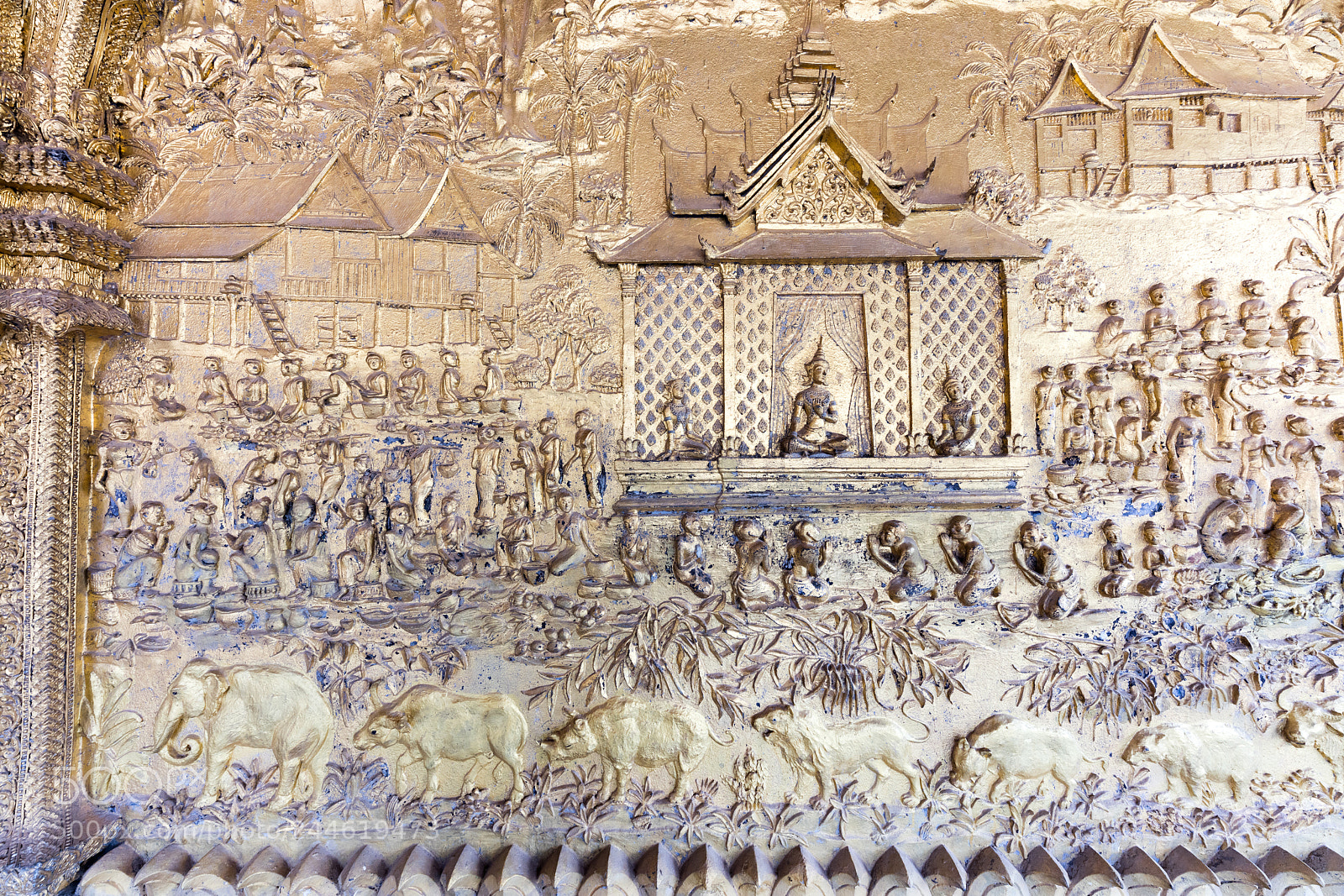 Canon EOS 5DS R sample photo. Temple in luang prabang photography