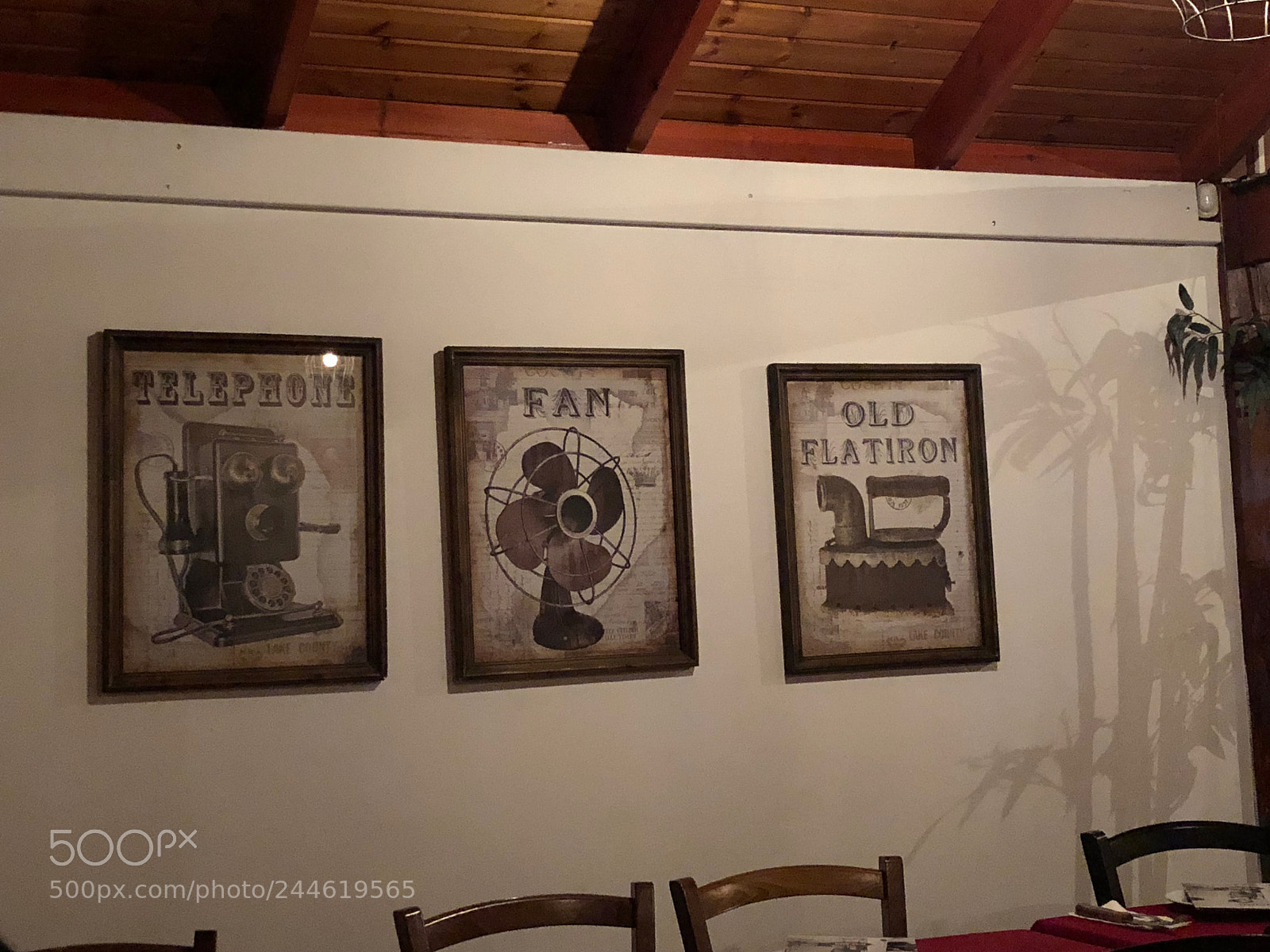 Apple iPhone X sample photo. Vintage wall photography