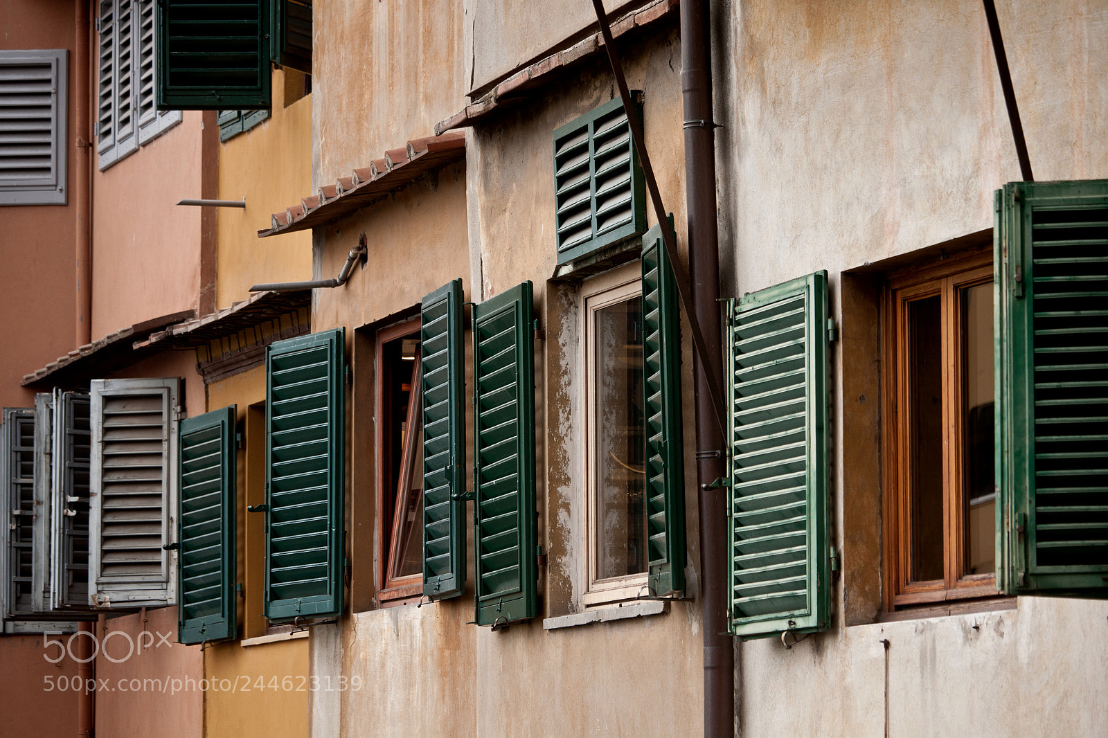 Canon EOS 500D (EOS Rebel T1i / EOS Kiss X3) sample photo. Ponte vecchio photography