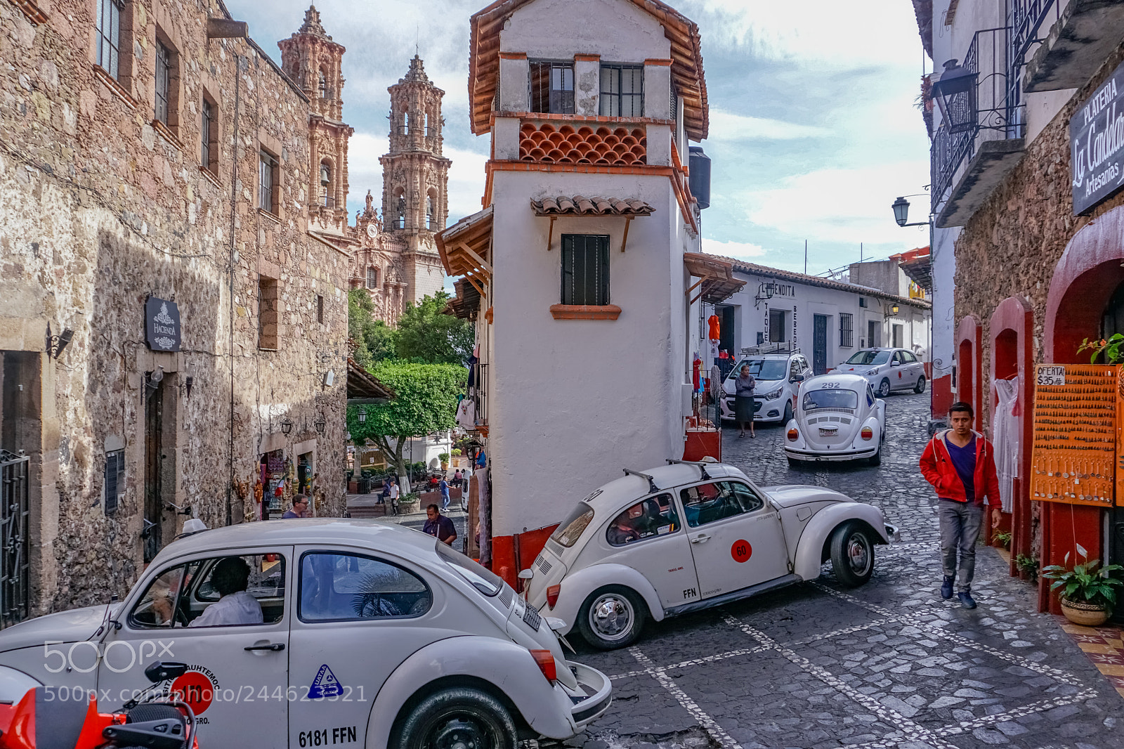 Sony a6300 sample photo. In the street of photography