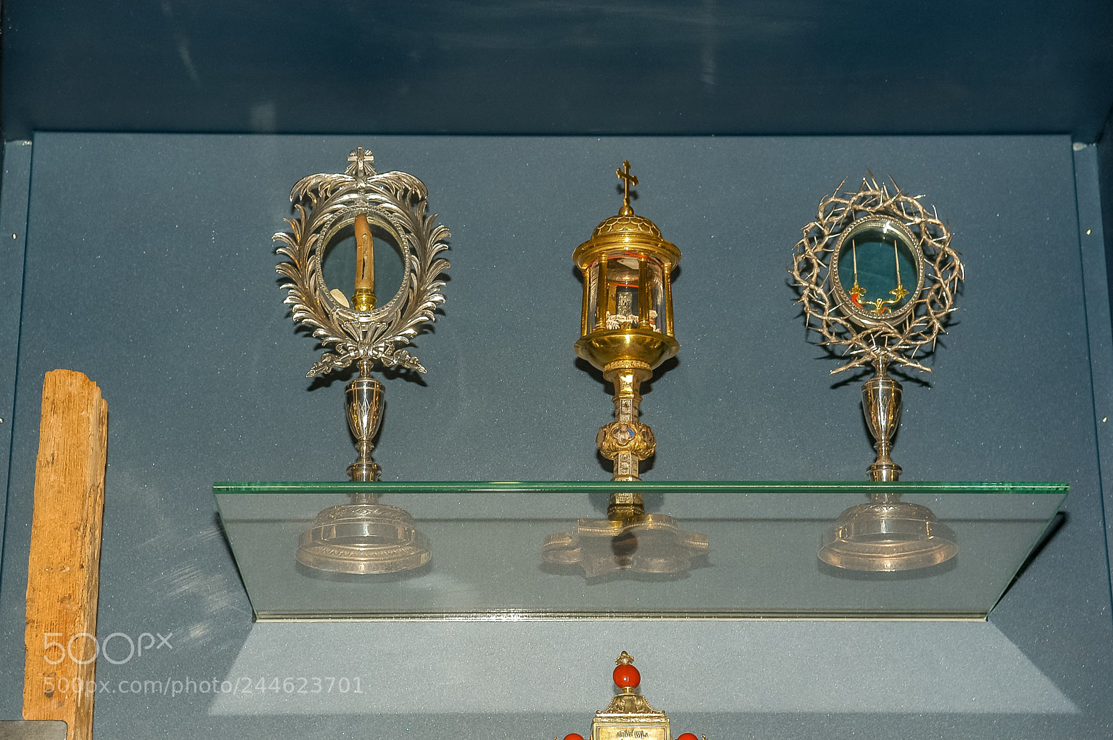 Nikon D100 sample photo. Relics of the passion! photography