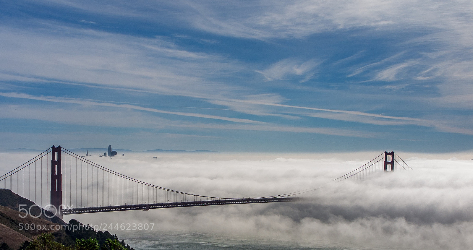 Canon PowerShot G1 X Mark II sample photo. Fog at the gate photography