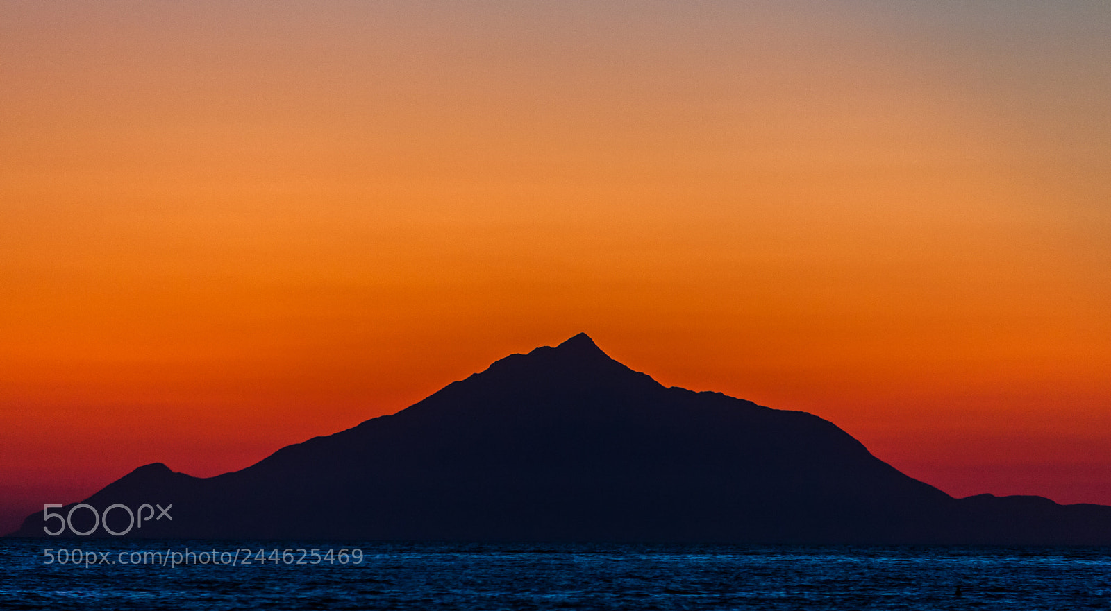 Canon EOS 40D sample photo. Mount athos outline at photography