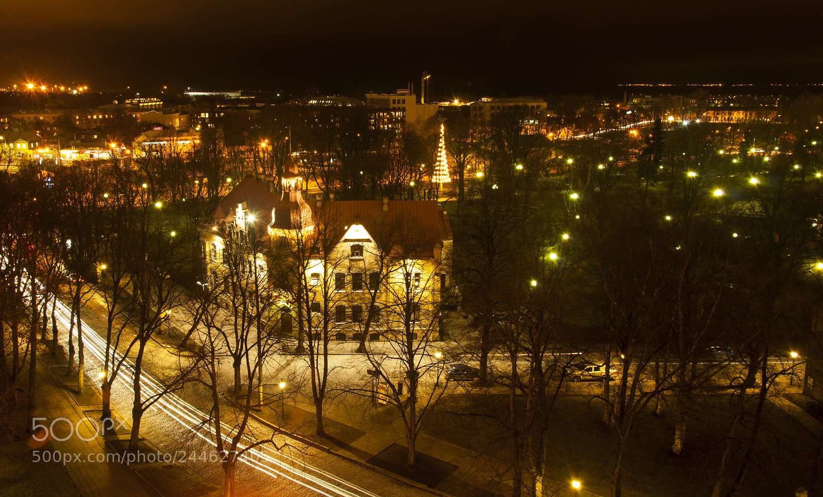 Nikon D90 sample photo. Tallinn. night. photography