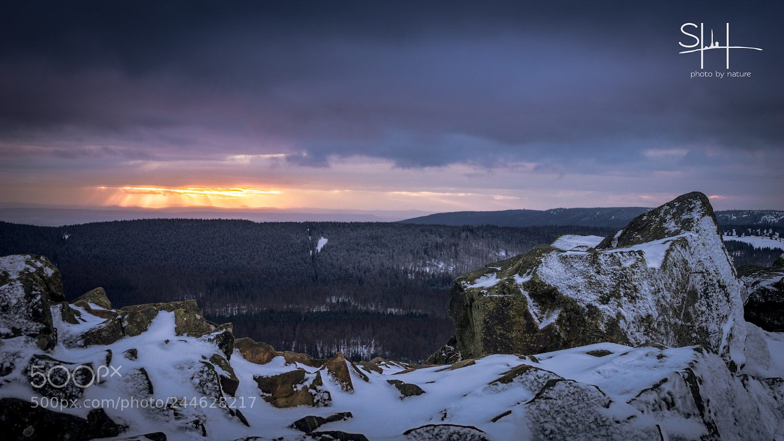 Sony a7 sample photo. Winterdrama photography