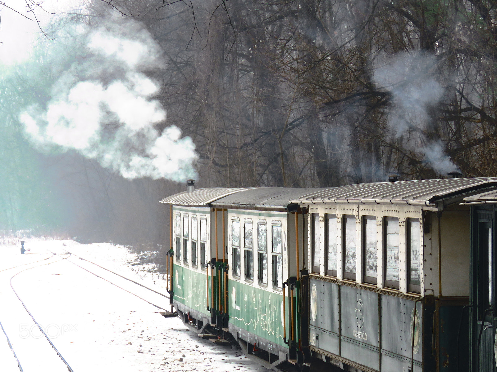 Canon PowerShot SX60 HS sample photo. Smoky rest photography