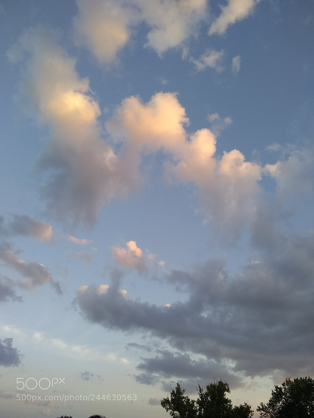 Motorola Moto E4 sample photo. Heart cloud photography