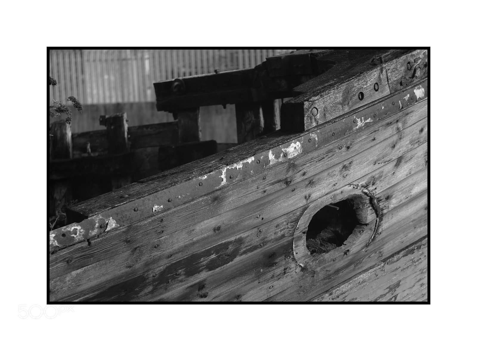 Fujifilm X-T1 sample photo. Old boat hythe helios photography