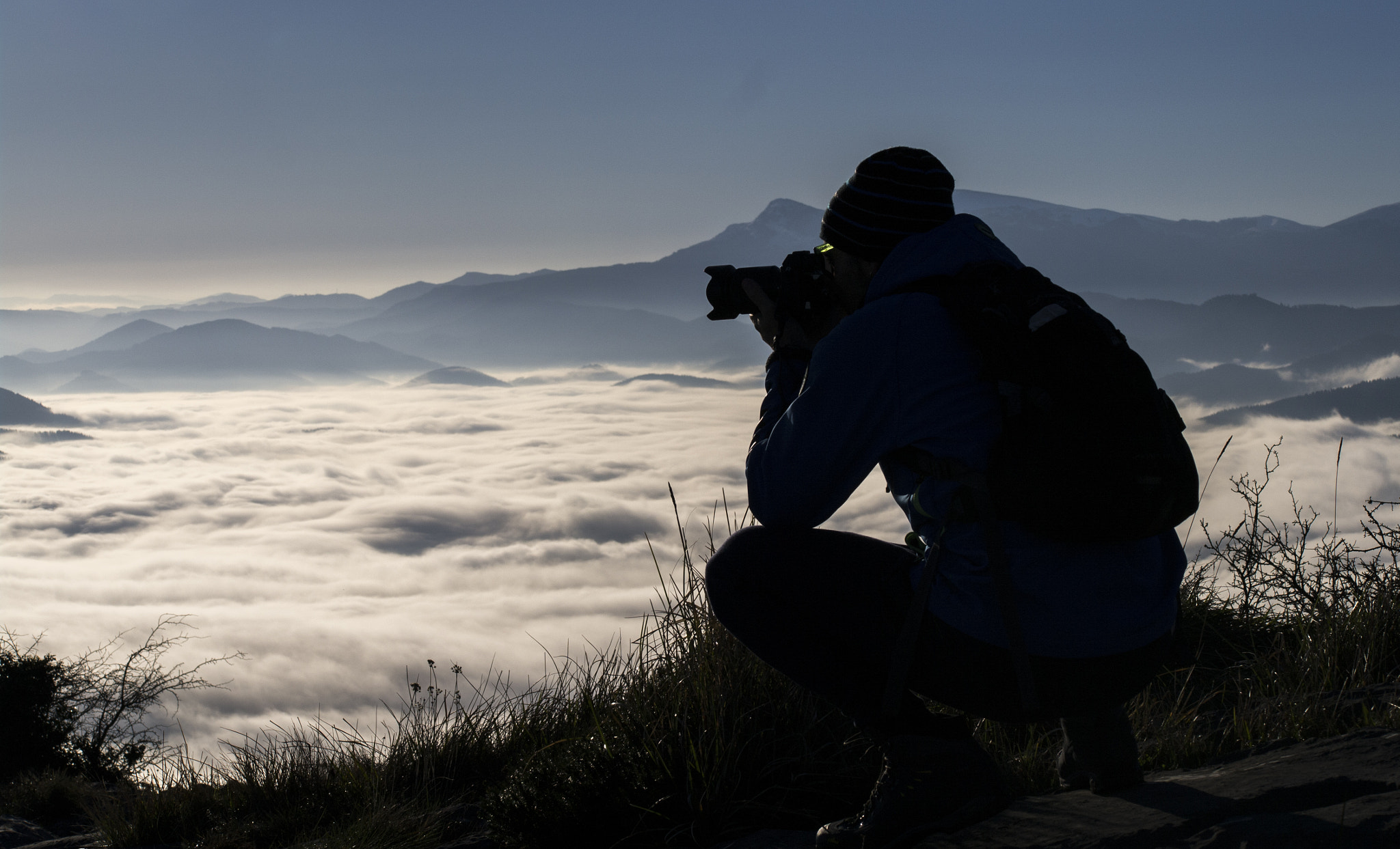 Samsung NX100 sample photo. Pagasarri mar de nubes photography