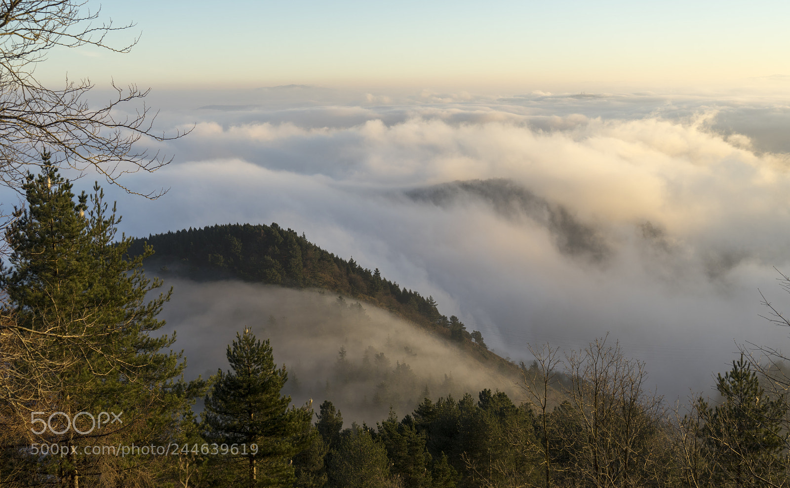 Sony a7 II sample photo. Pagasarri mar de nubes photography