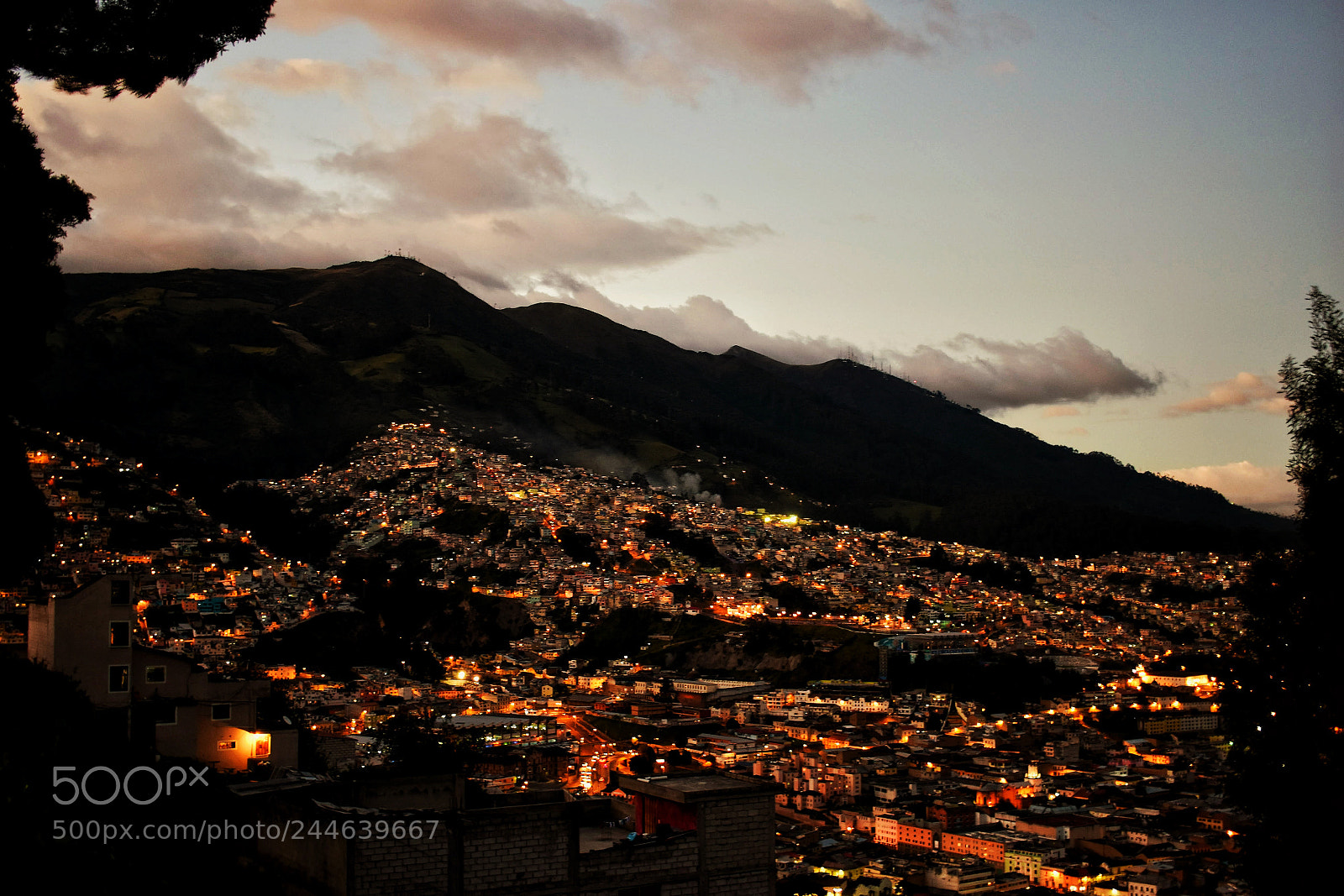 Nikon D5500 sample photo. Quito from panecillo photography