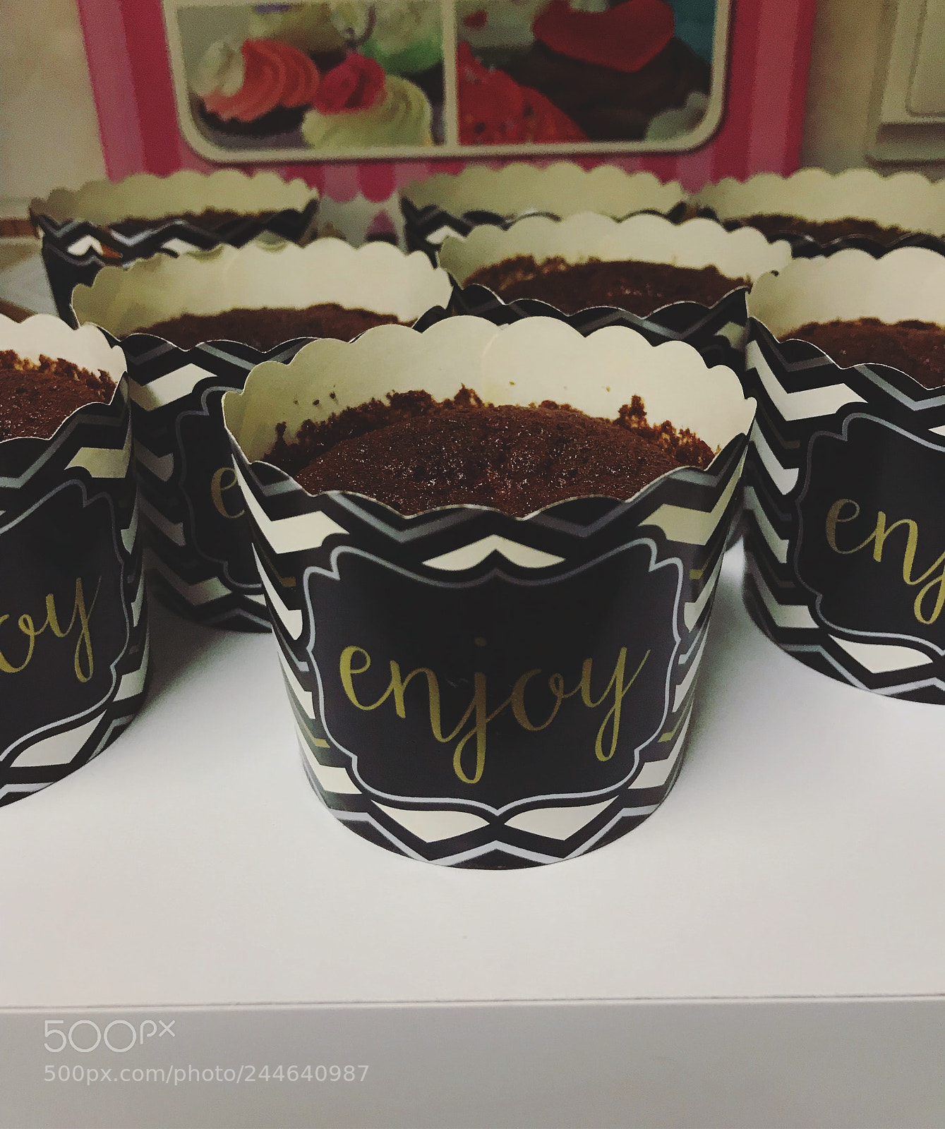 Apple iPhone 7 Plus sample photo. Cupcakes photography