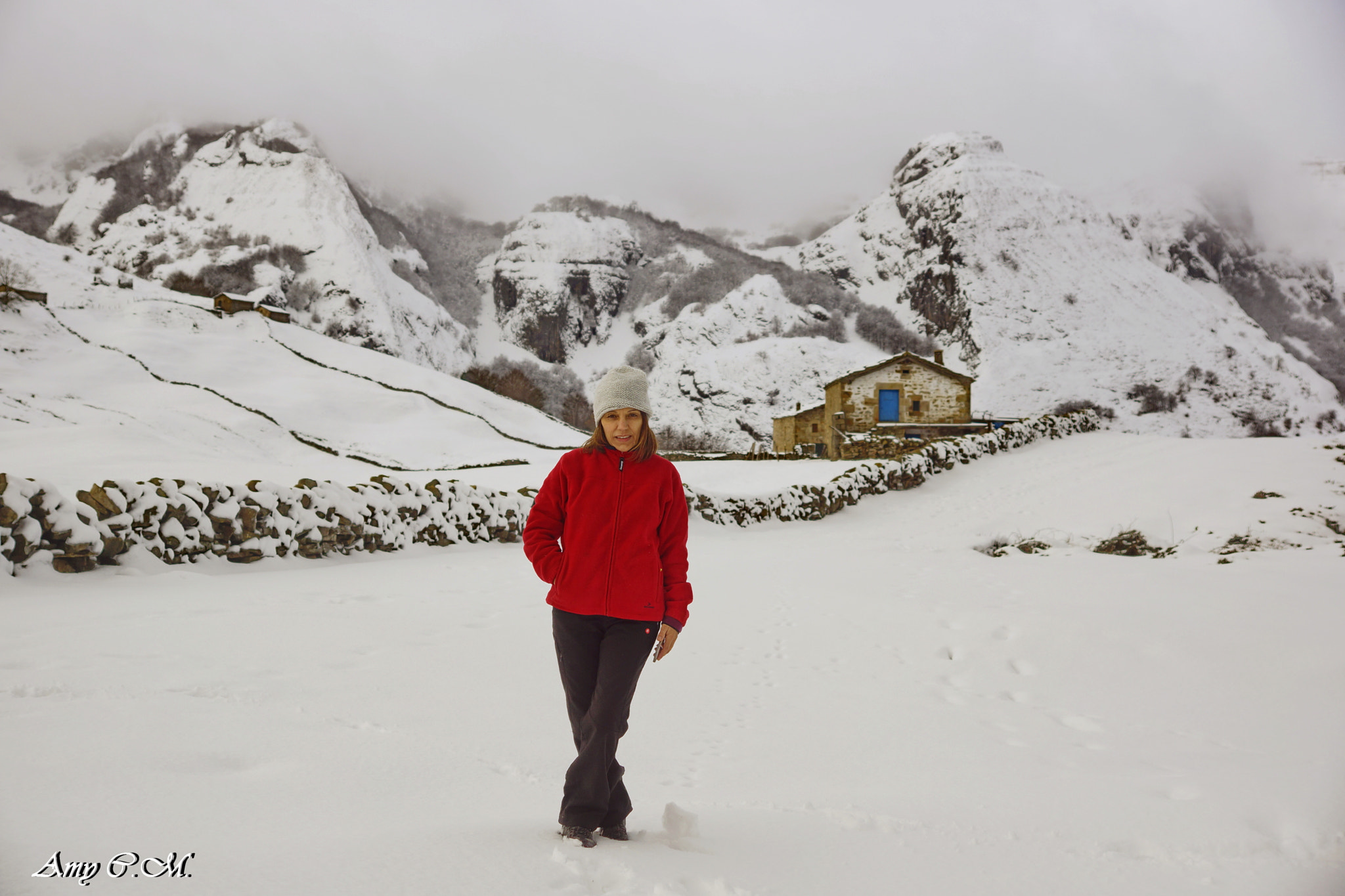 Sony SLT-A65 (SLT-A65V) sample photo. Tessa en el portillo de la sÍa. photography