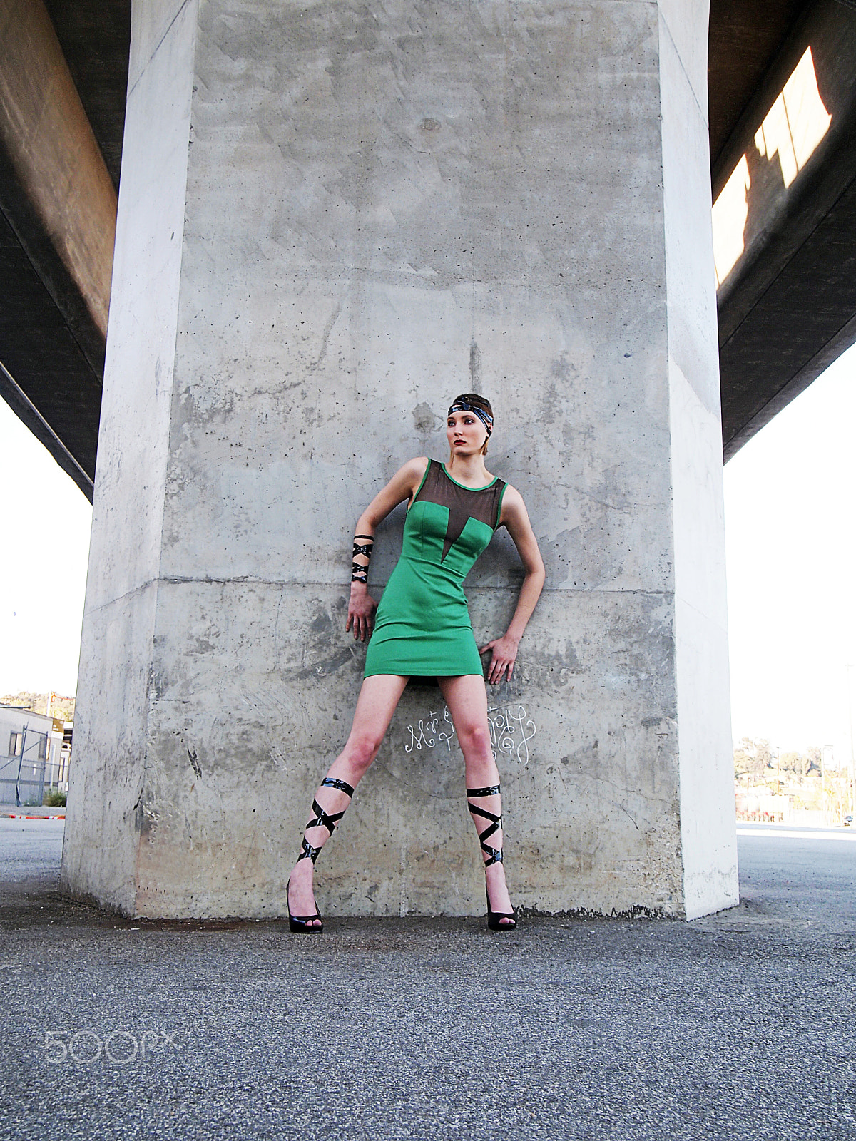 Olympus PEN E-PL2 sample photo. Vaishi magazine editorial photography