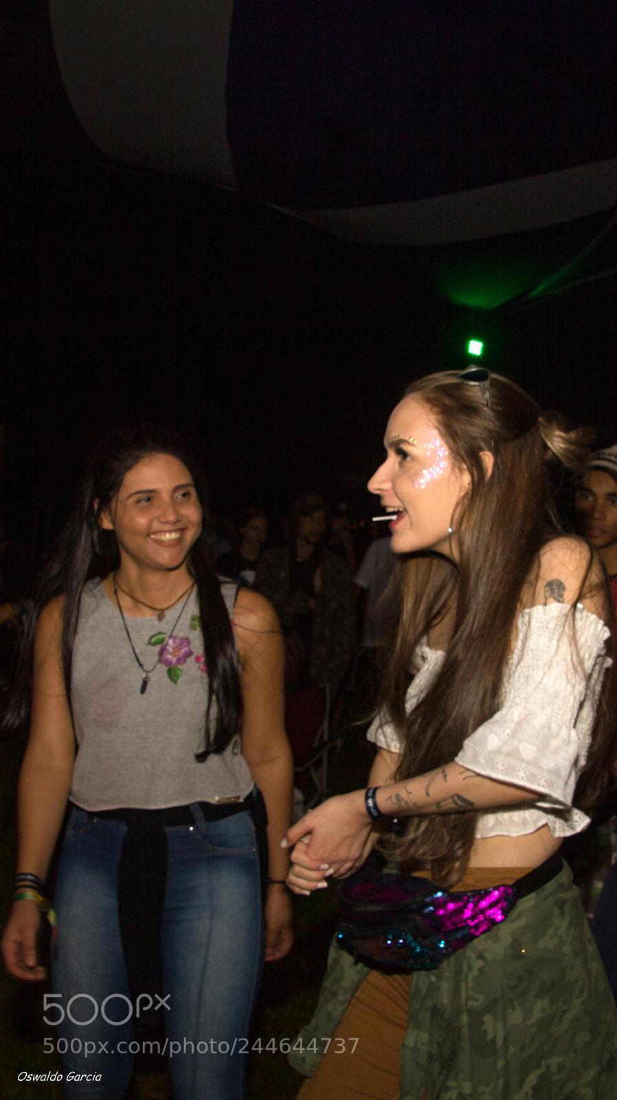 Canon EOS 550D (EOS Rebel T2i / EOS Kiss X4) sample photo. Psytrance party - hit photography