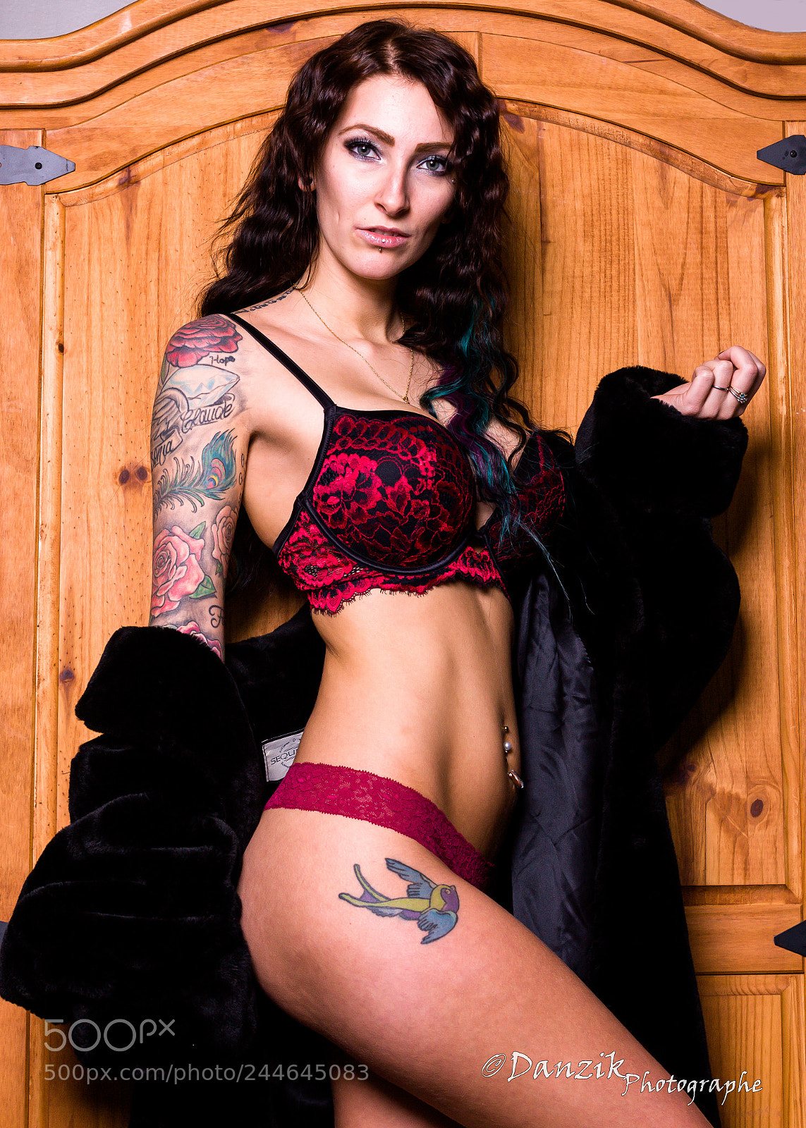 Canon EOS-1Ds Mark III sample photo. Le manteau photography