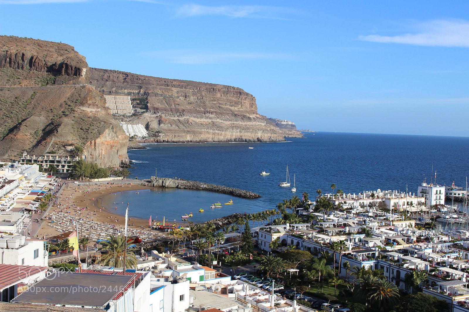 Canon EOS 100D (EOS Rebel SL1 / EOS Kiss X7) sample photo. Puerto de mogan, spain photography