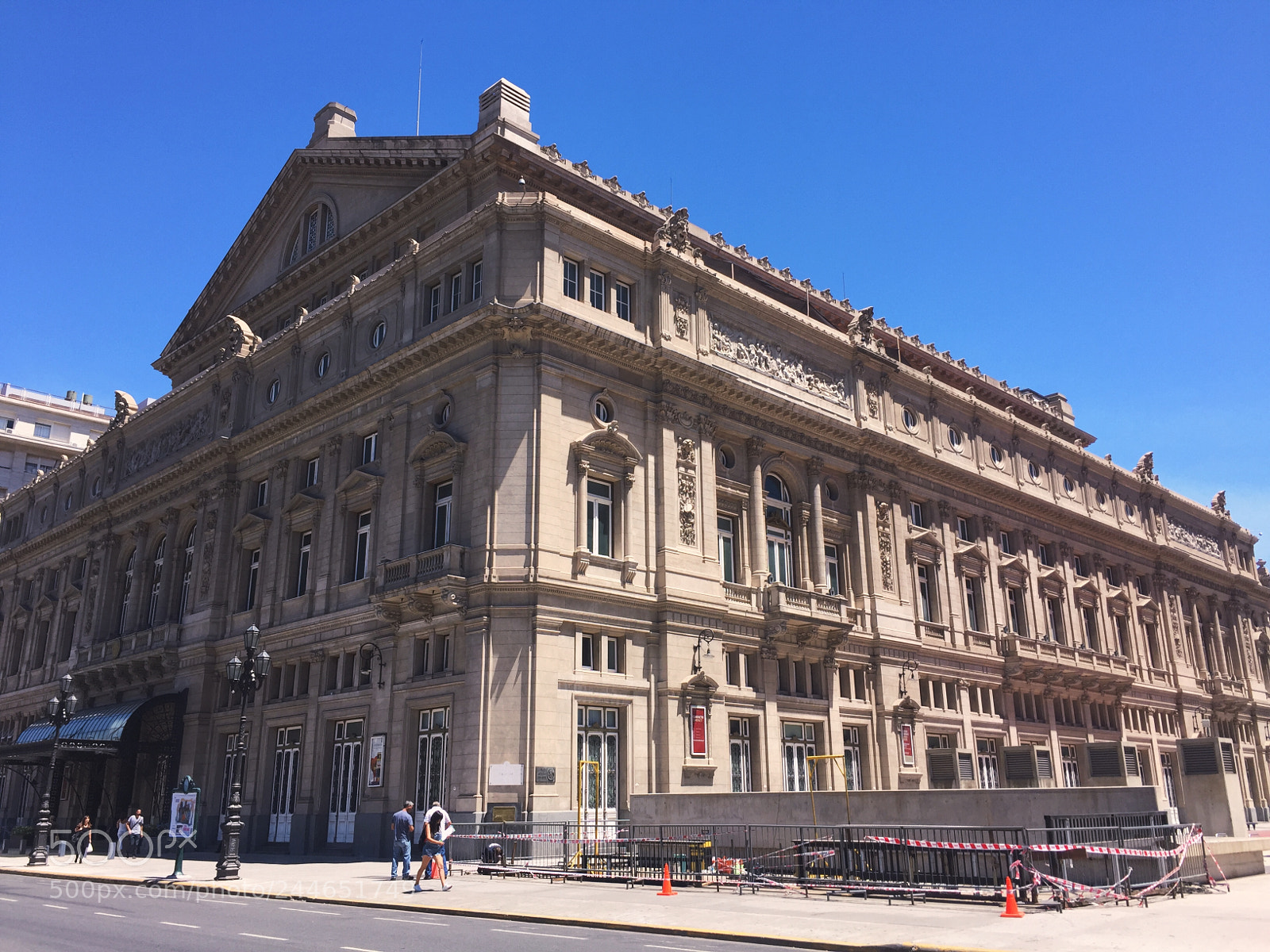 Apple iPhone 6 sample photo. Teatro colón ? photography