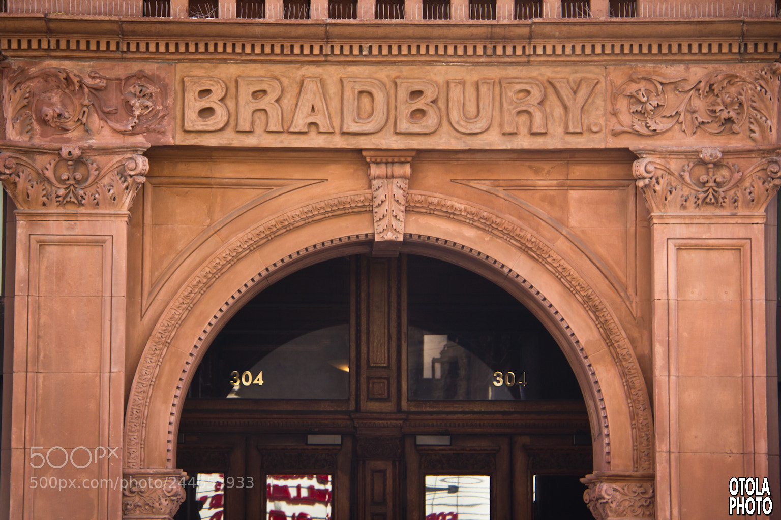 Canon EOS 550D (EOS Rebel T2i / EOS Kiss X4) sample photo. Bradbury building photography