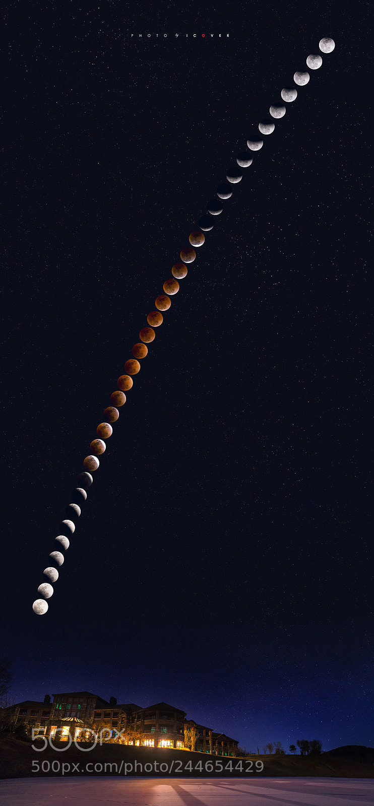 Sony a7R II sample photo. Total lunar eclipse photography