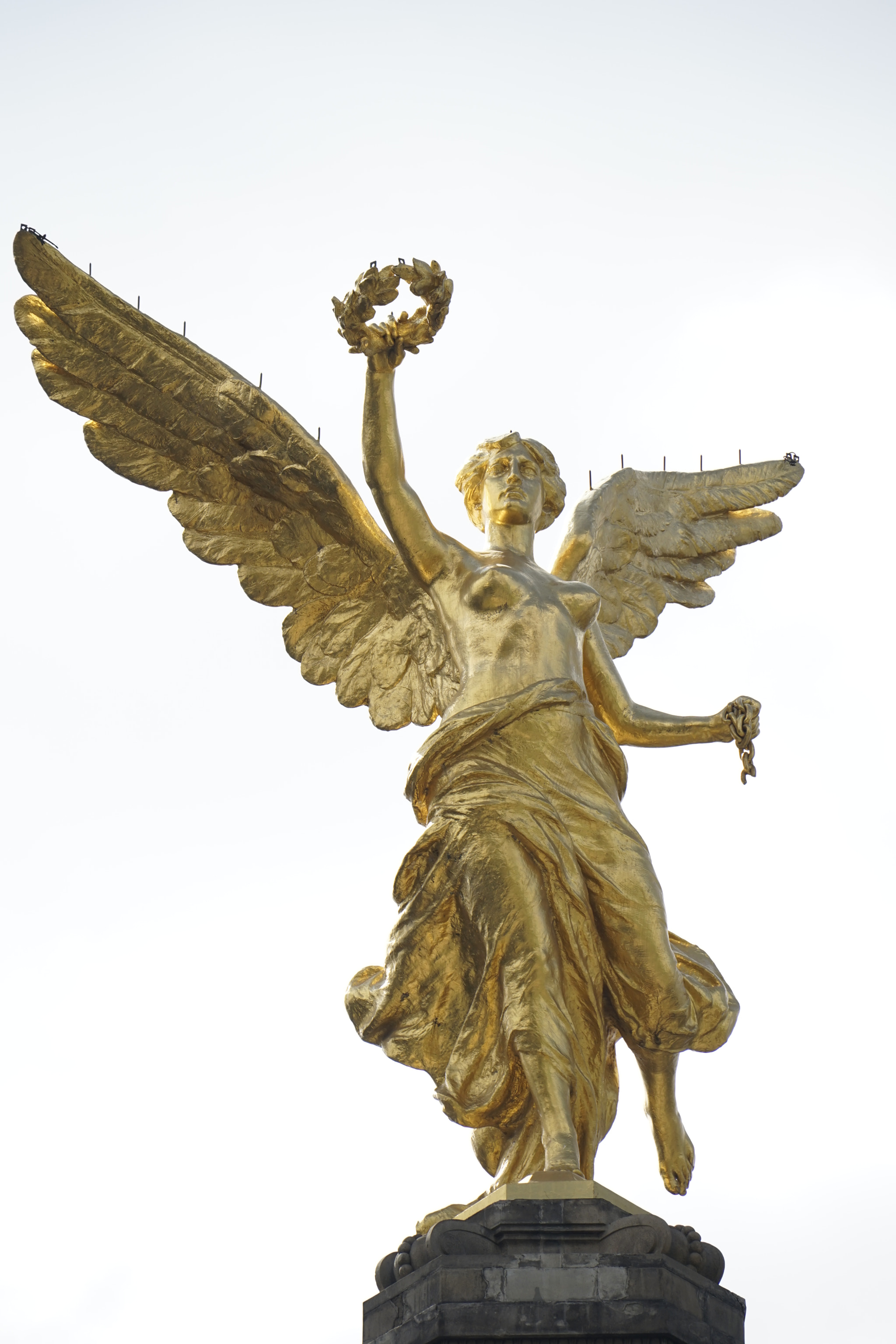 Sony FE 70-300mm F4.5-5.6 G OSS sample photo. Independence angel photography