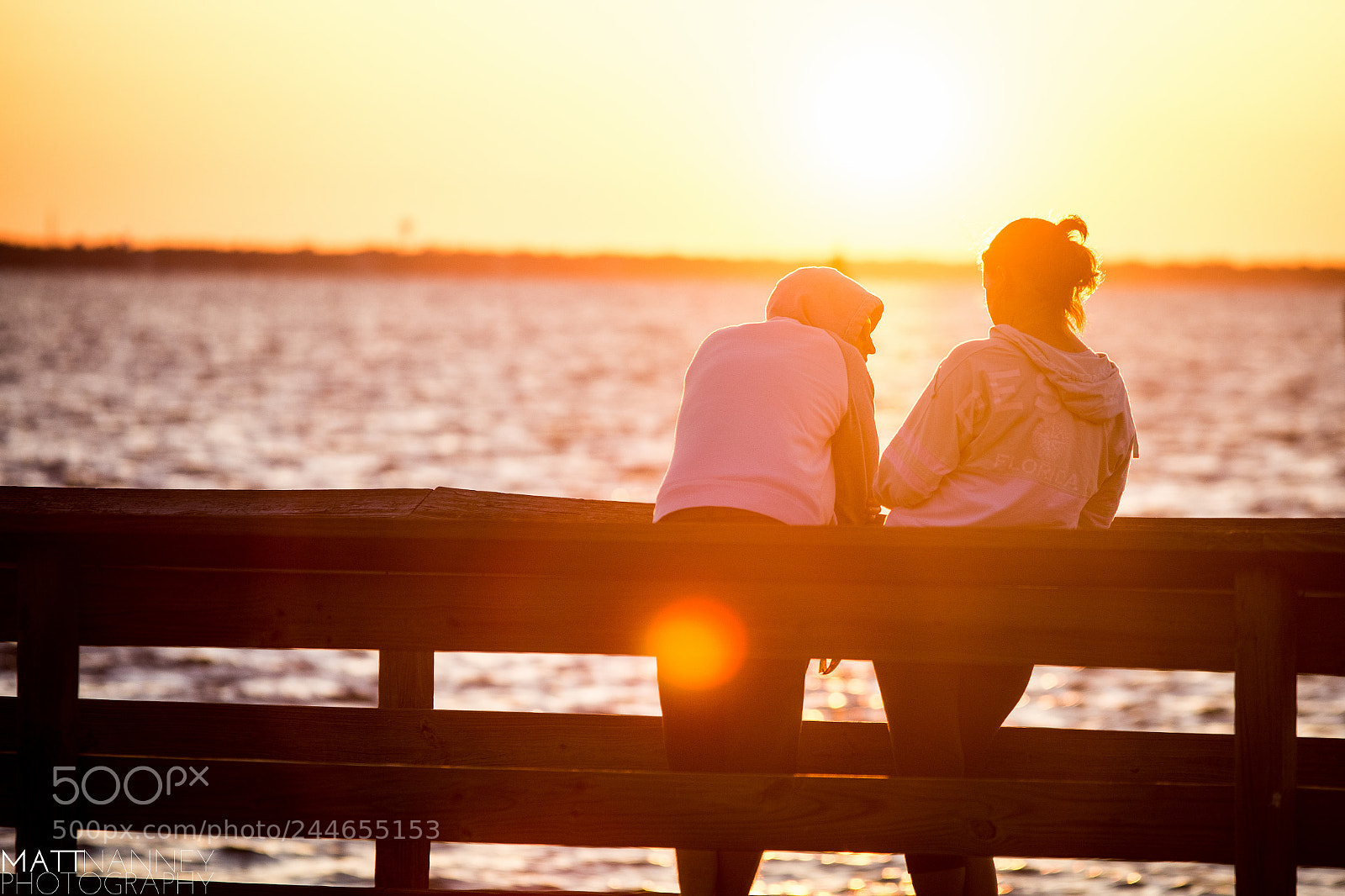 Nikon D7200 sample photo. Couple on pier photography