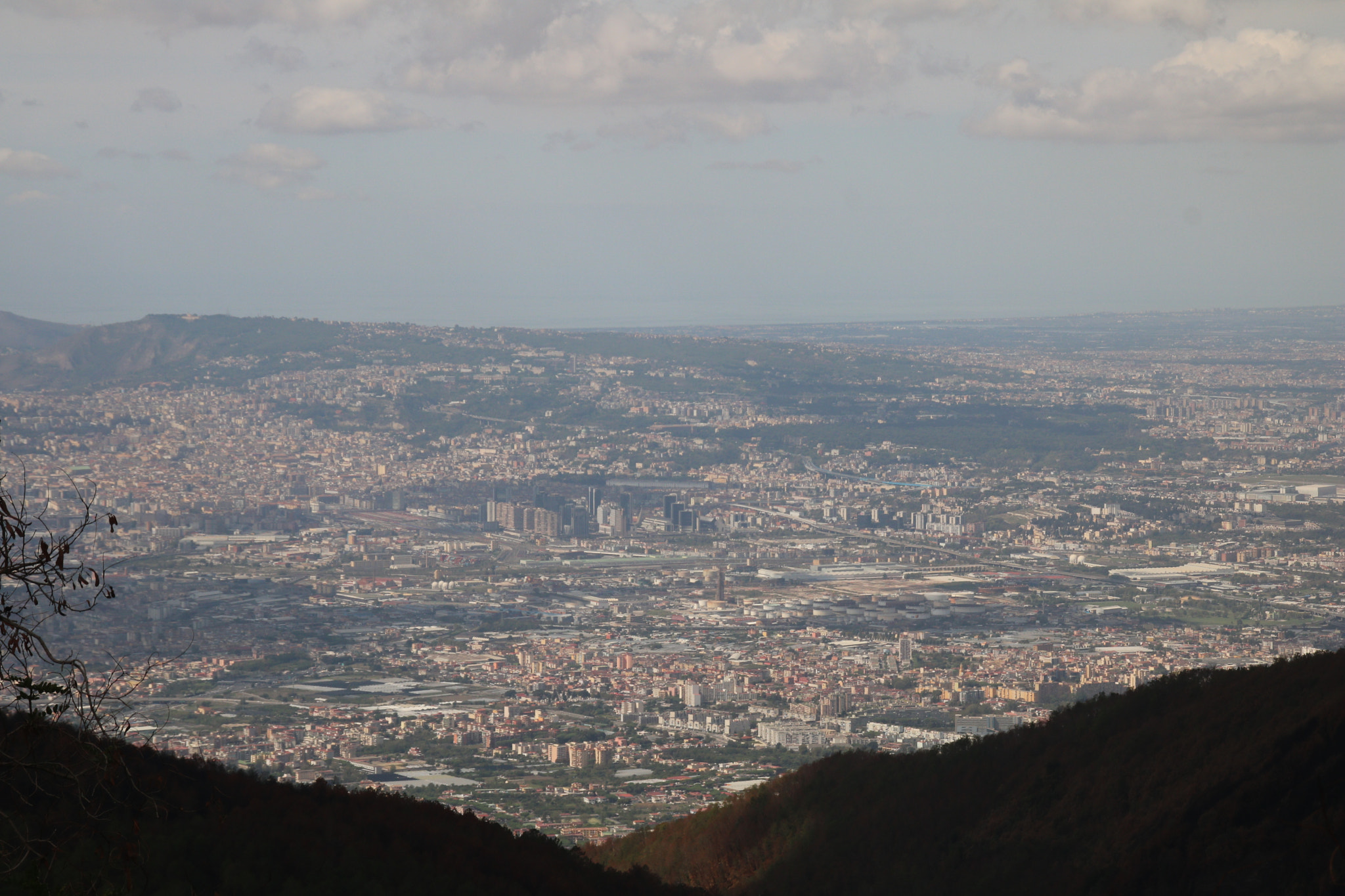 Canon EOS 760D (EOS Rebel T6s / EOS 8000D) + Sigma 18-200mm f/3.5-6.3 DC OS sample photo. Naples at the base of vesuvius photography