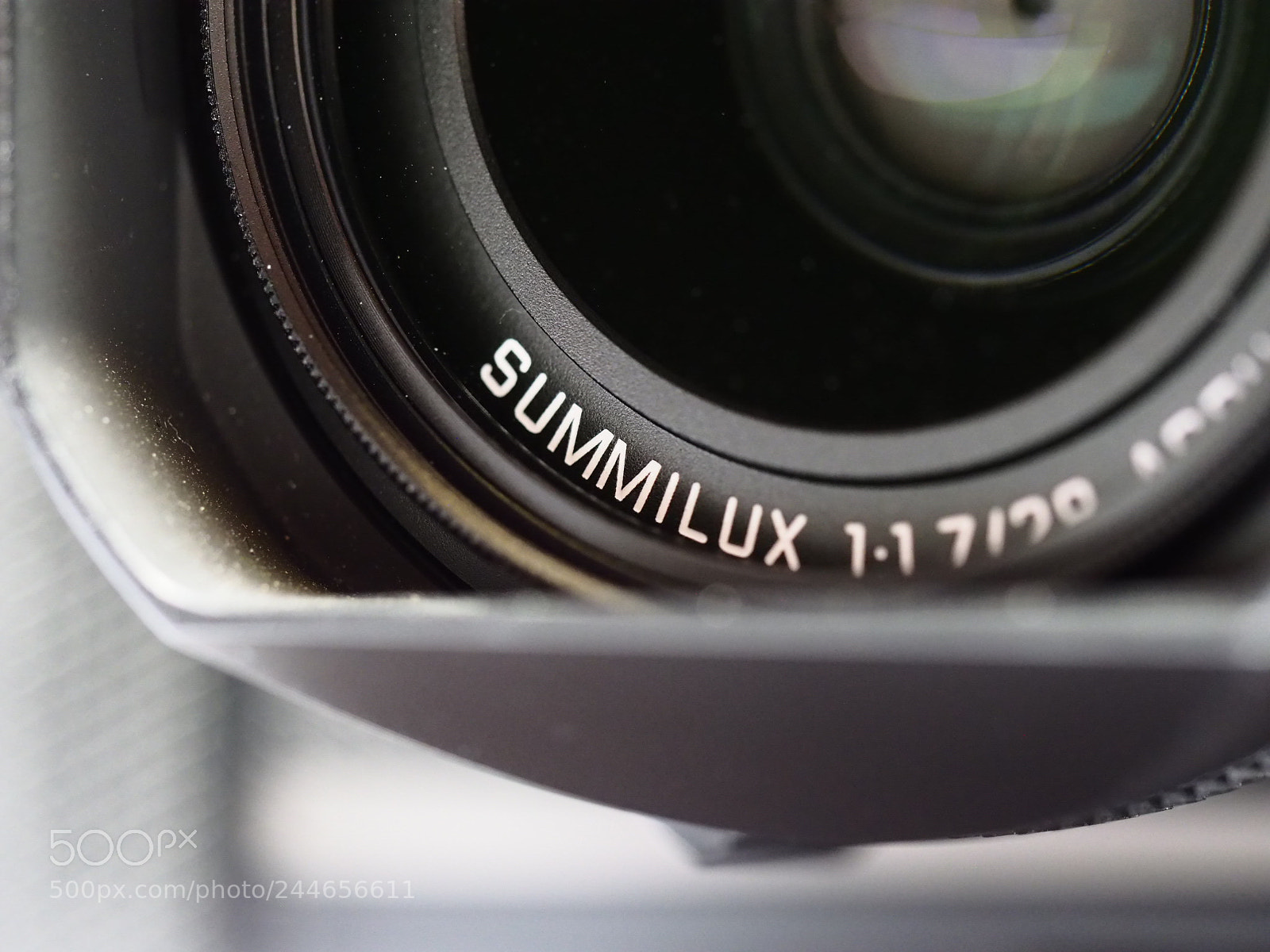 Olympus PEN-F sample photo. 28mm summilux photography