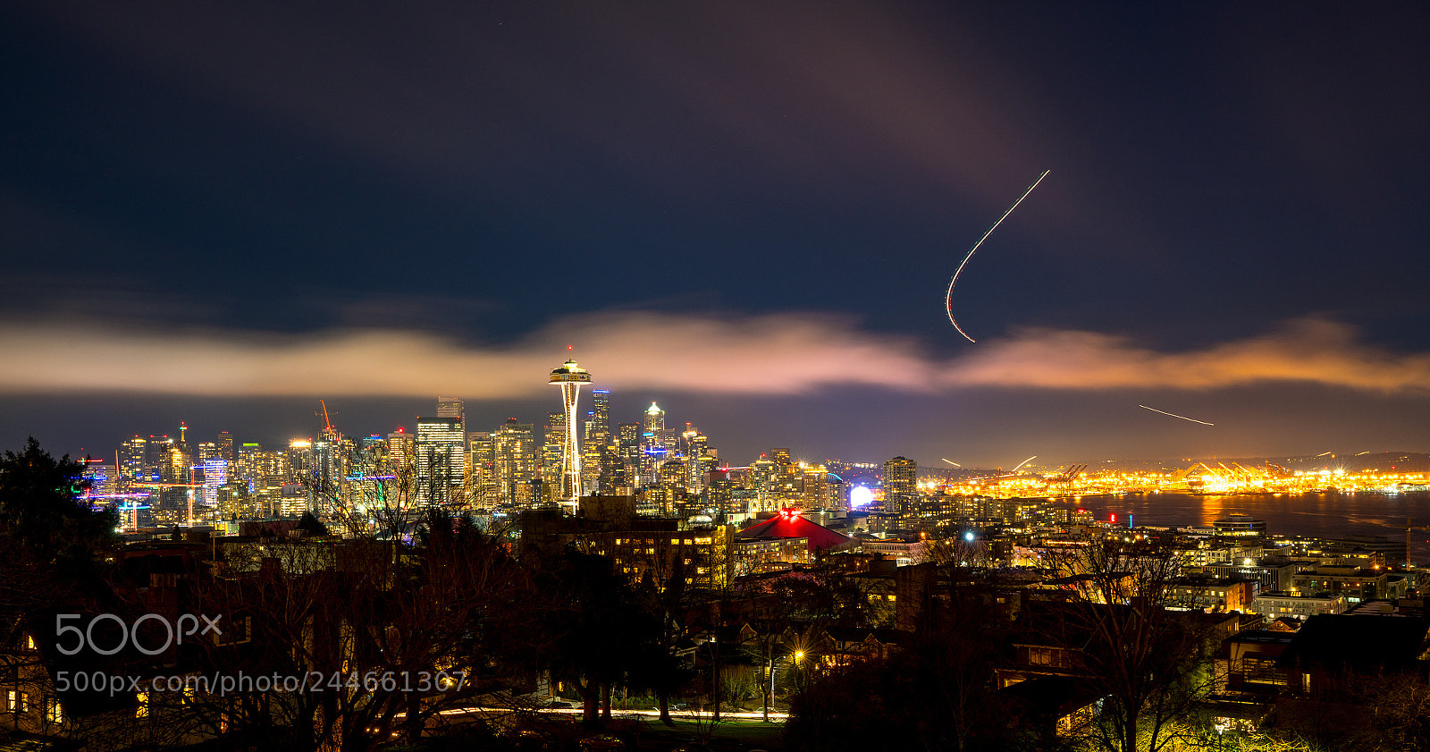 Sony a7R III sample photo. Airplane light-trails over seattle photography