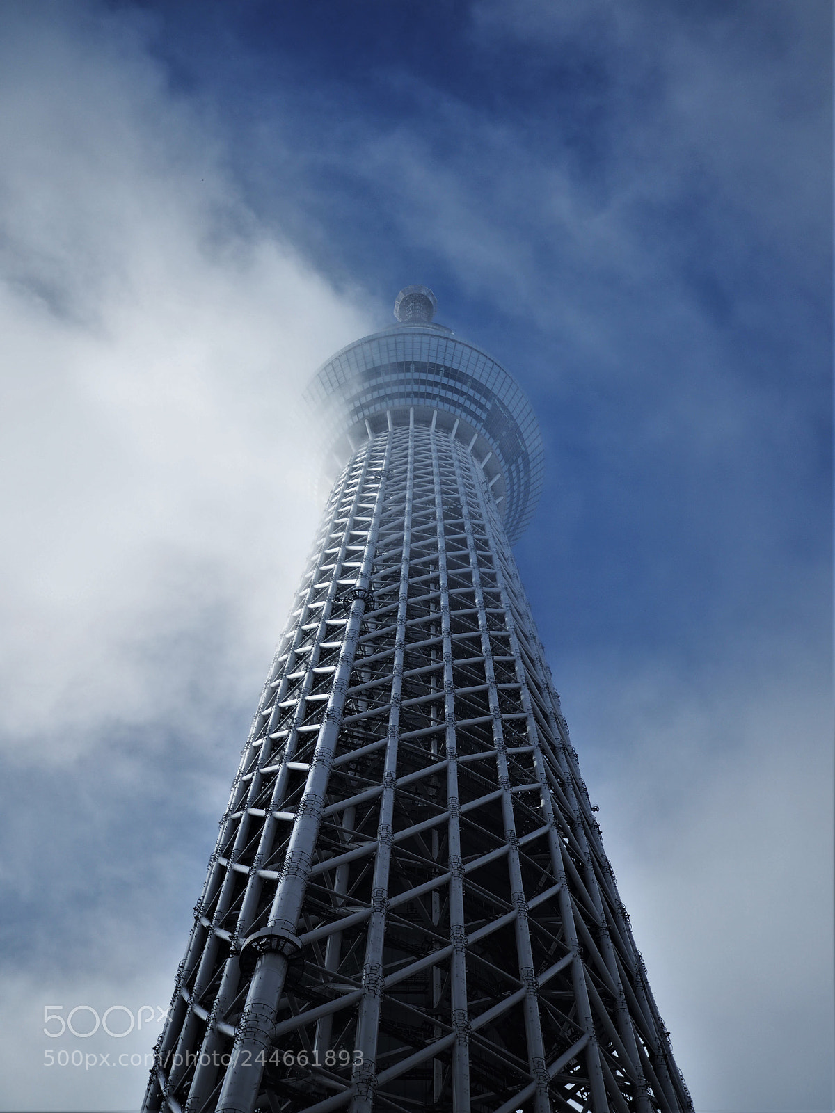 Olympus PEN-F sample photo. Sky tower photography