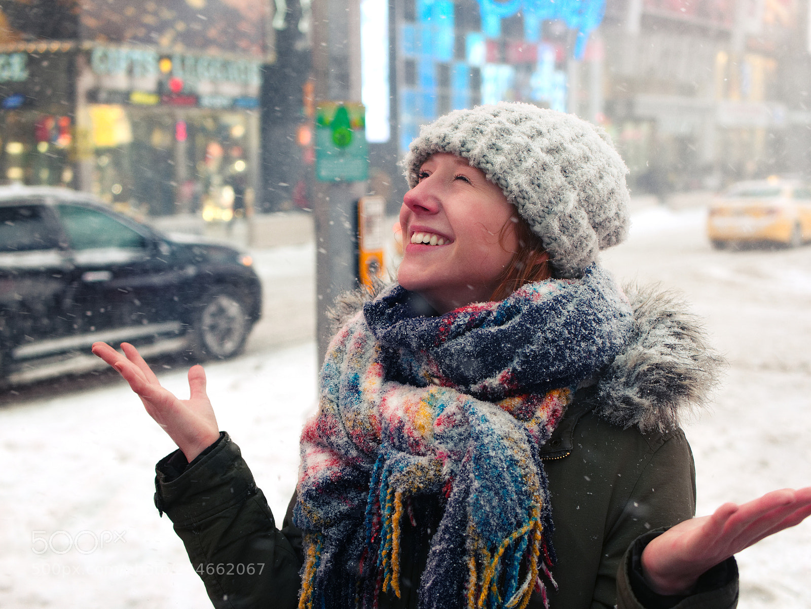 Panasonic Lumix DMC-GH4 sample photo. Catching snow photography