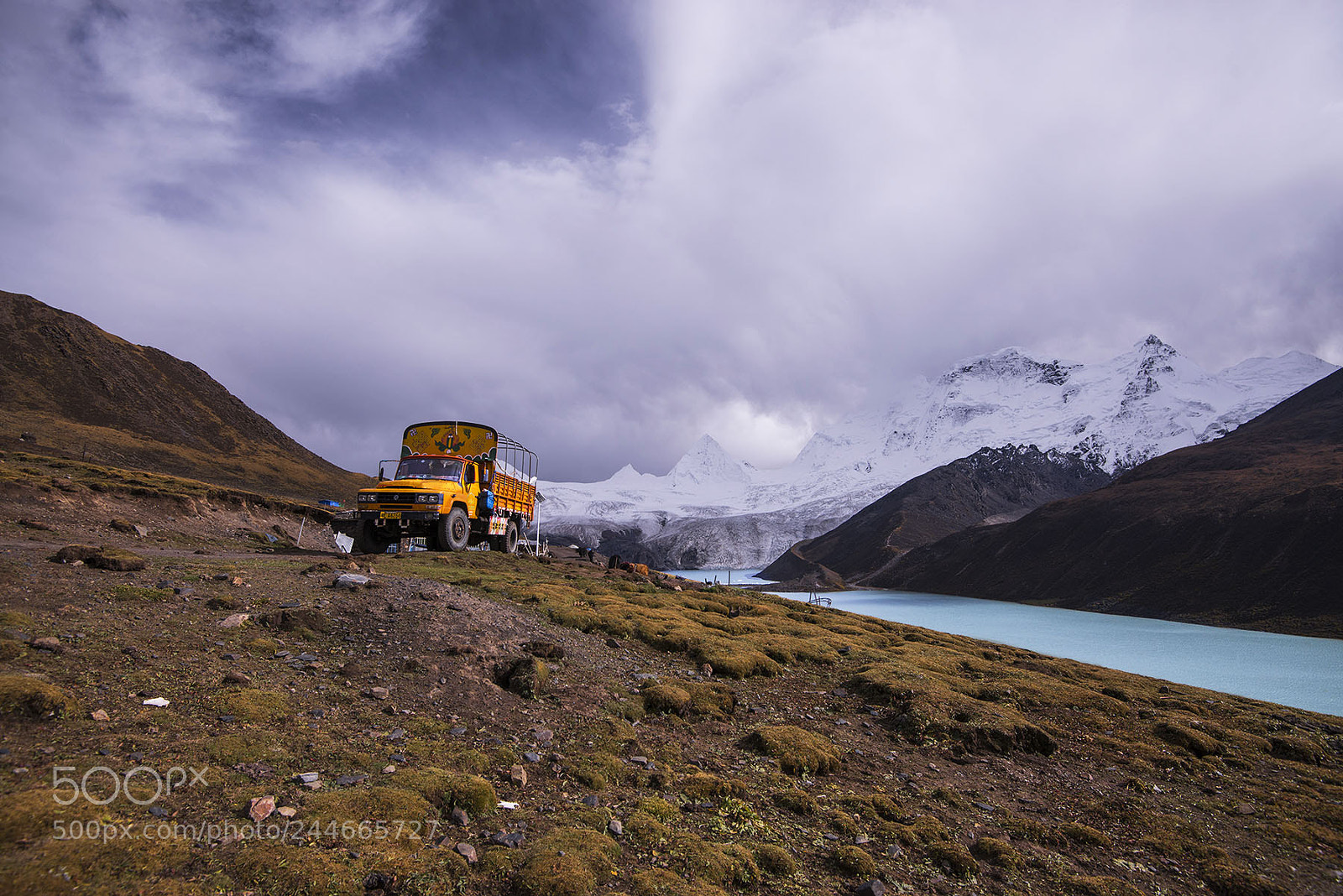 Nikon D800 sample photo. Painted truck on mountain photography