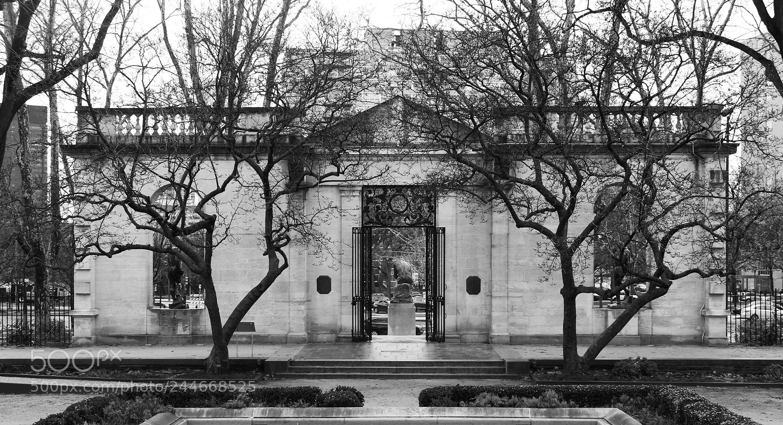 Canon EOS 1300D (EOS Rebel T6 / EOS Kiss X80) sample photo. Rodin museum photography