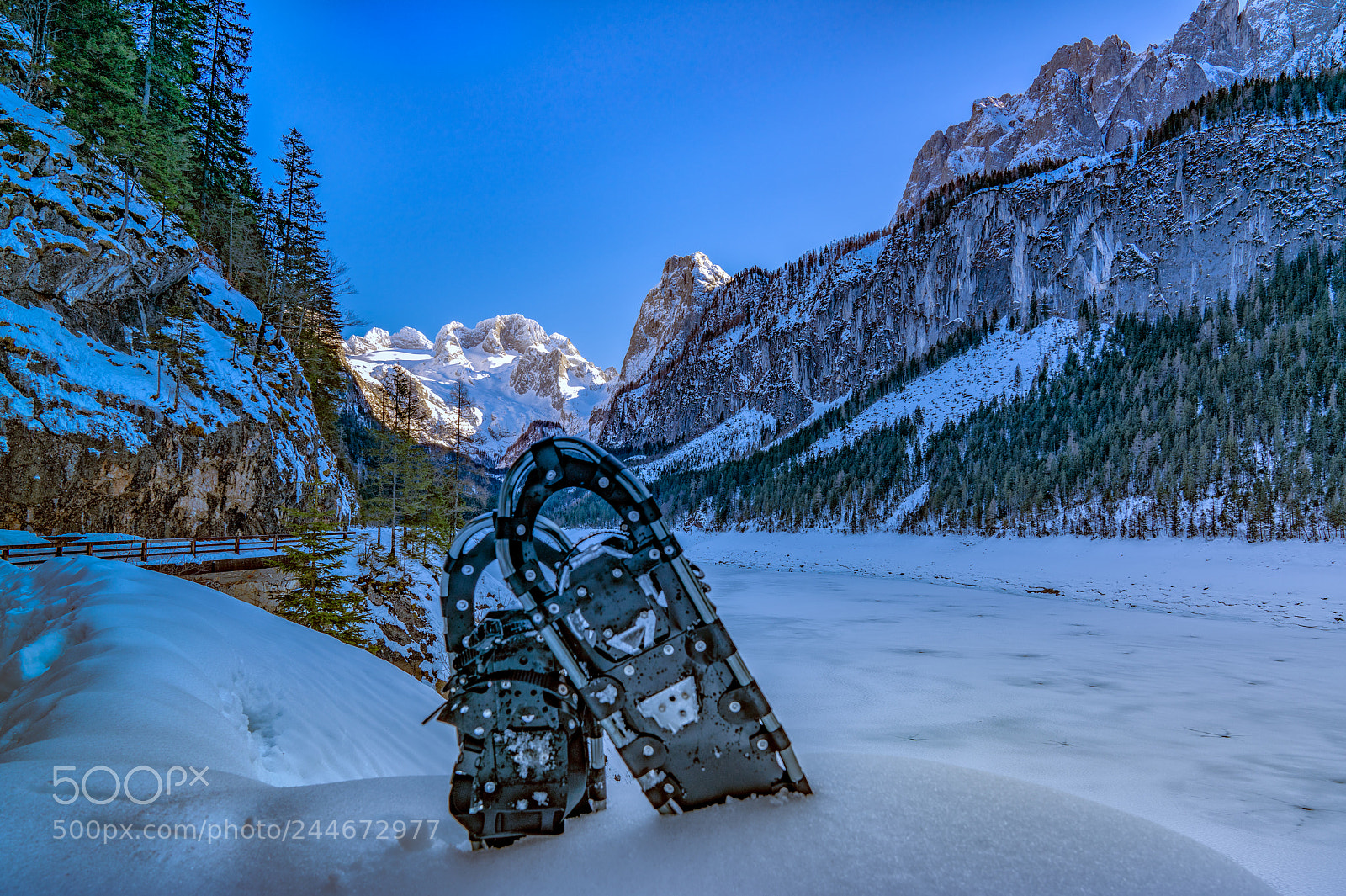 Sony a7R II sample photo. Schneeschuhwanderung am gosausee photography